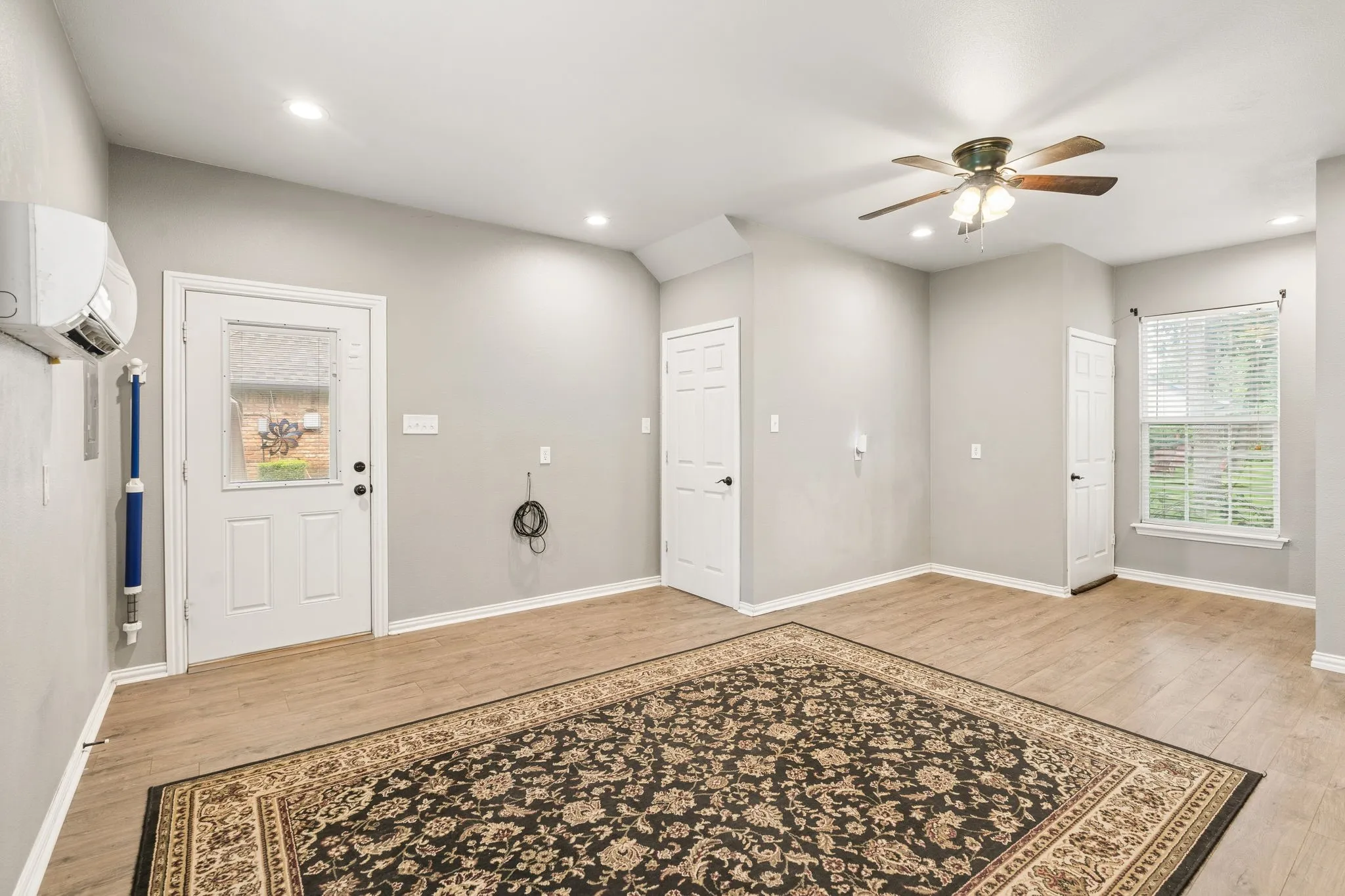 Pool House Living or Mother in law suite with its on full bath and plenty of storage upstairs.