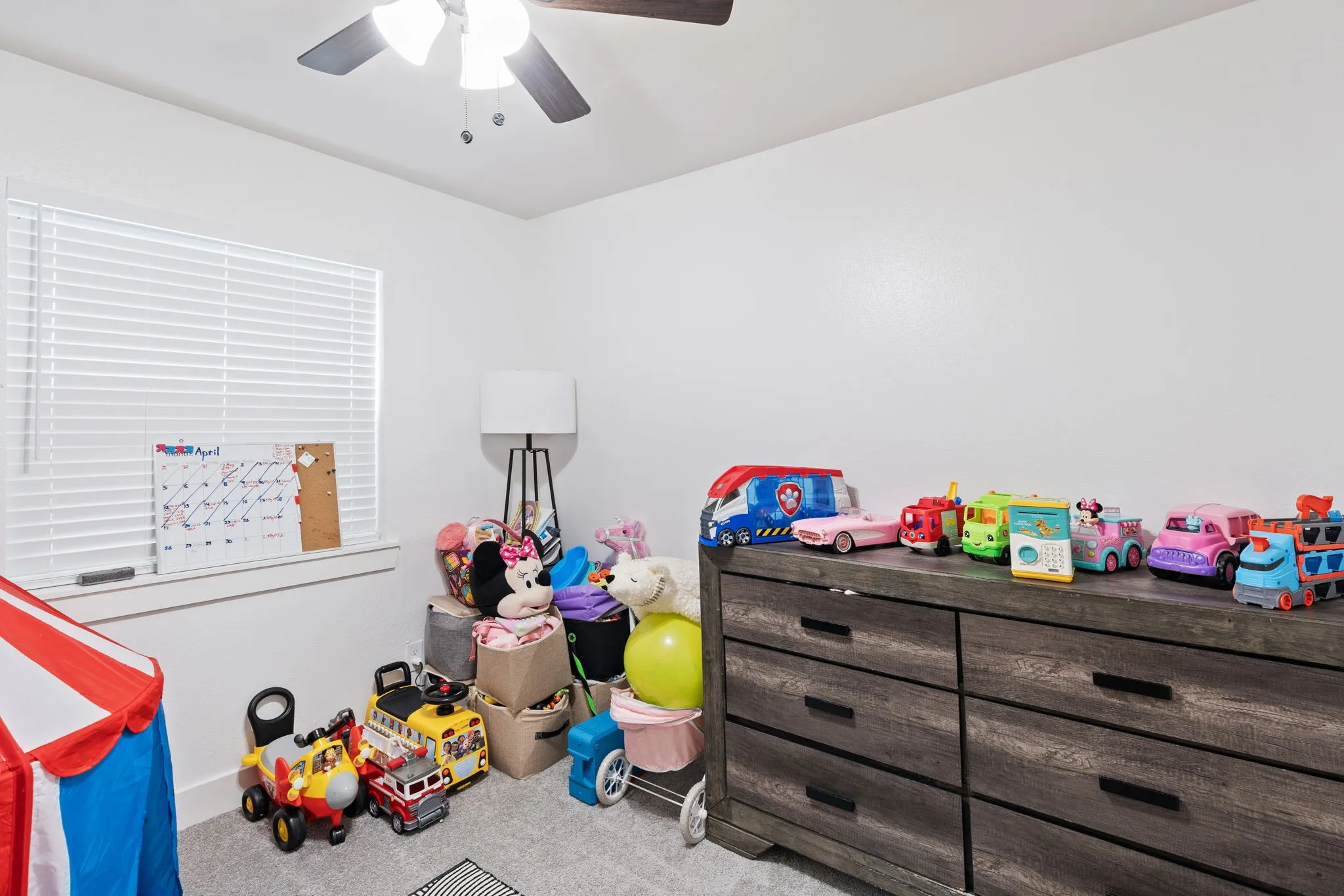 Single Family Residence For Sale in Dallas County , 517 Hardy Drive, Garland, Texas 75041, 3 Bedroom, 1 Bathroom, 1 Garage spaces, 969 Sqft, built in 1959, mls#21276829, Real Estate Agent in Garland, Homes For Sale in Dallas county, Homes For Sale in Garland, Realtor in Garland Texas, Real Estate Brokerage Independent Realty Texas, Luminita Cordes Realtor