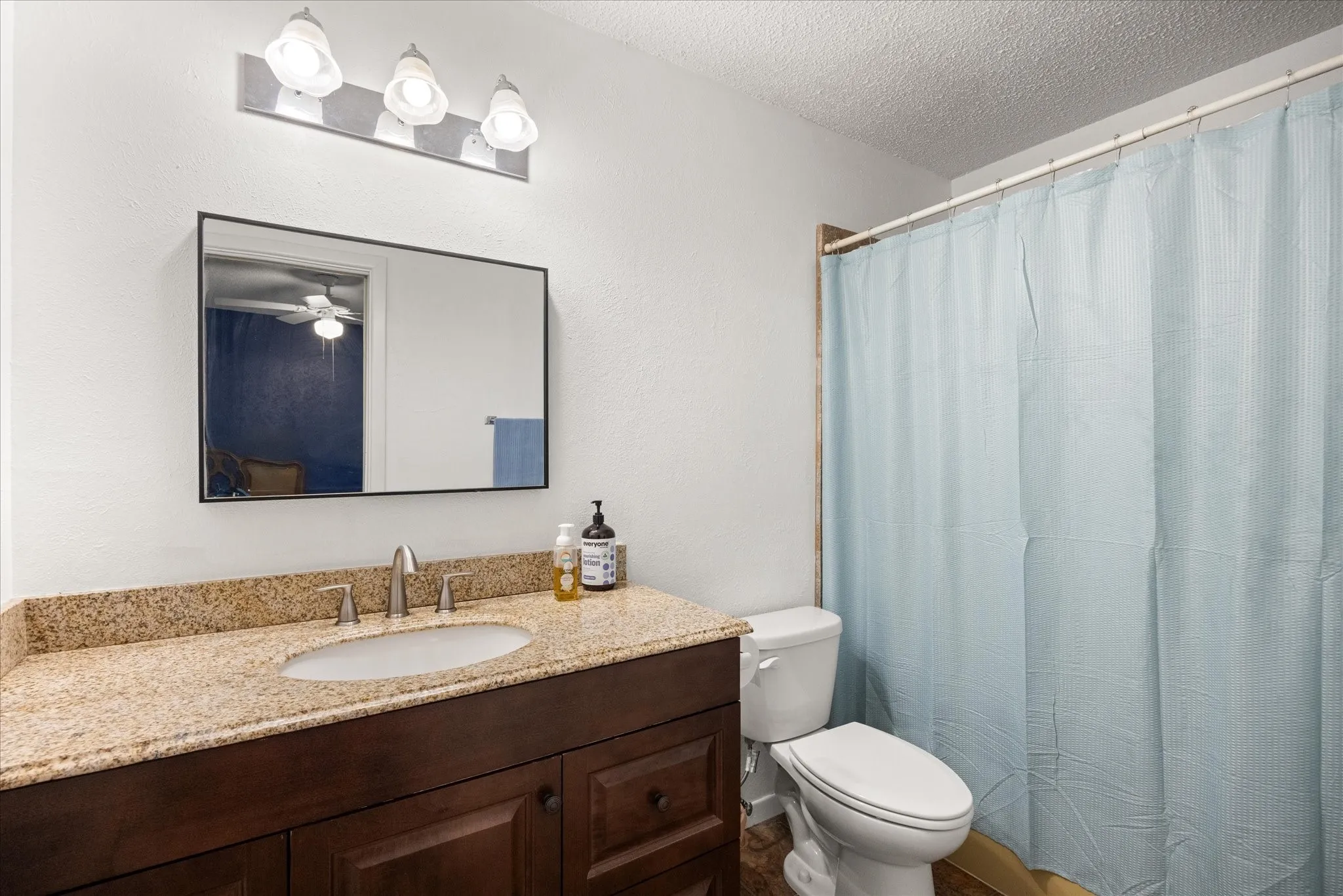 Second bedroom bath.