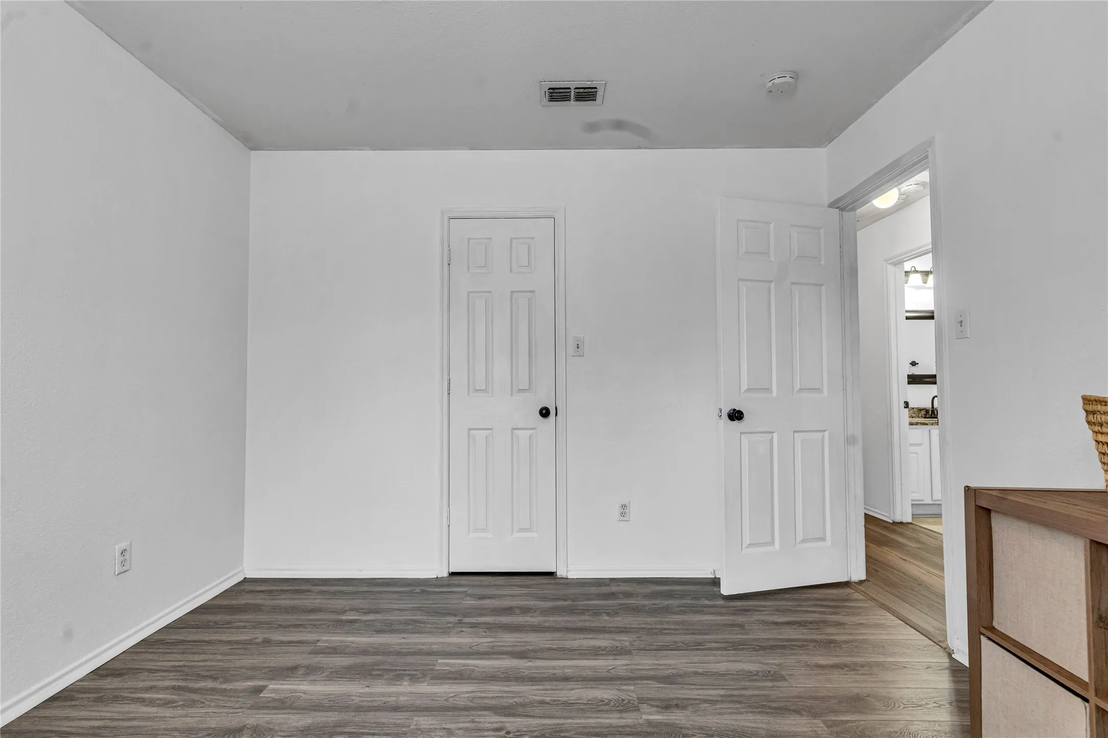 Single Family Residence For Sale in Tarrant County , 8444 Miami Springs Drive, Fort Worth, Texas 76123, 3 Bedroom, 2 Bathroom, 2 Garage spaces, 1,868 Sqft, built in 2002, mls#21276470, Real Estate Agent in Fort Worth, Homes For Sale in Tarrant county, Homes For Sale in Fort Worth, Realtor in Fort Worth Texas, Real Estate Brokerage Independent Realty Texas, Luminita Cordes Realtor