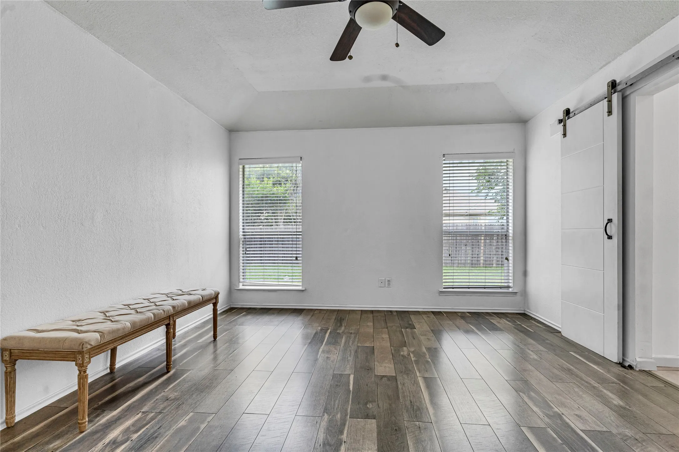 Single Family Residence For Sale in Tarrant County , 8444 Miami Springs Drive, Fort Worth, Texas 76123, 3 Bedroom, 2 Bathroom, 2 Garage spaces, 1,868 Sqft, built in 2002, mls#21276470, Real Estate Agent in Fort Worth, Homes For Sale in Tarrant county, Homes For Sale in Fort Worth, Realtor in Fort Worth Texas, Real Estate Brokerage Independent Realty Texas, Luminita Cordes Realtor