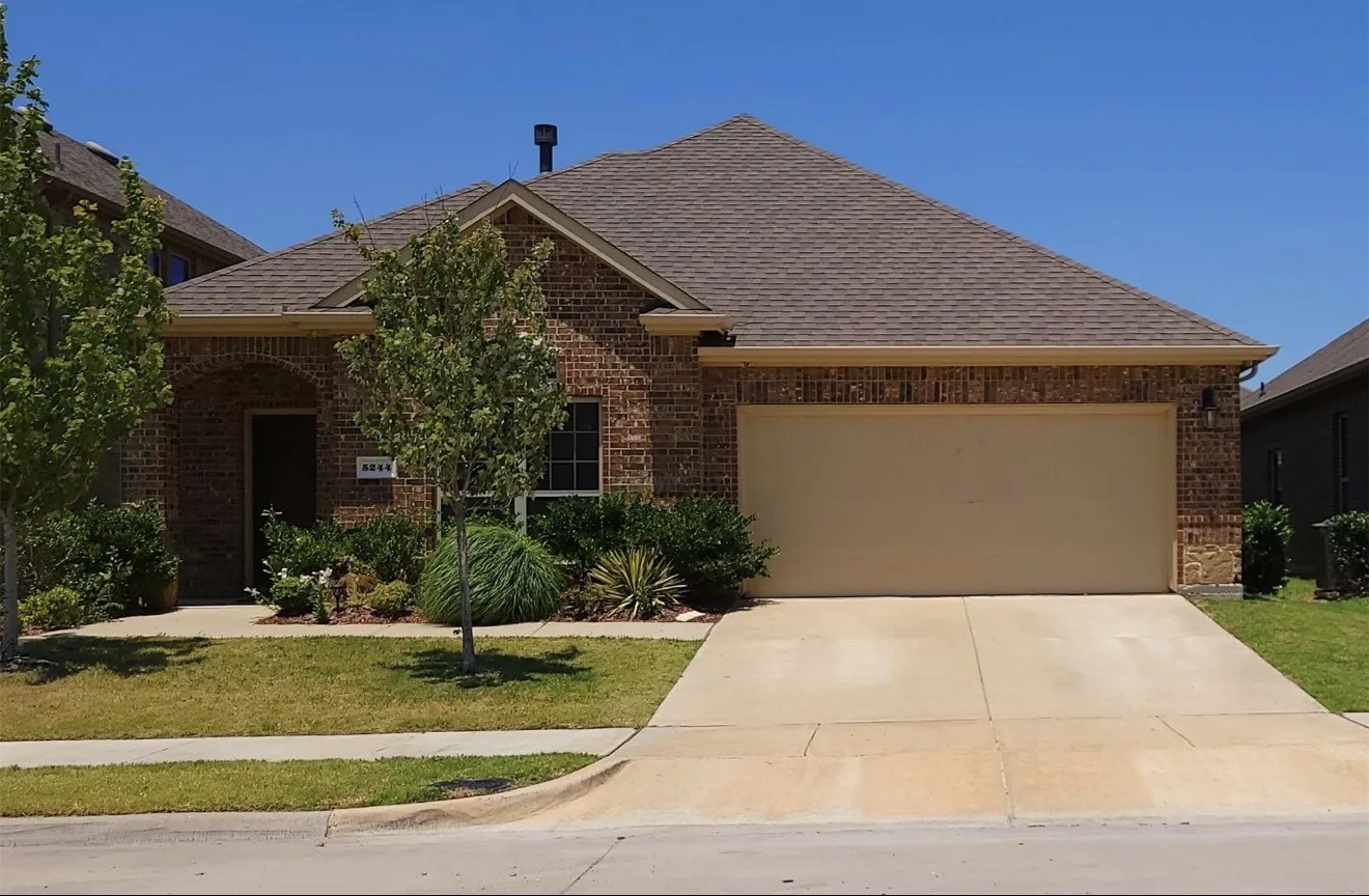 Single Family Residence For Sale in Kaufman County , 5244 Canfield, Forney, Texas 75126, 4 Bedroom, 2 Bathroom, 2 Garage spaces, 1,852 Sqft, built in 2017, mls#21276939, Real Estate Agent in Forney, Homes For Sale in Kaufman county, Homes For Sale in Forney, Realtor in Forney Texas, Real Estate Brokerage Independent Realty Texas, Luminita Cordes Realtor