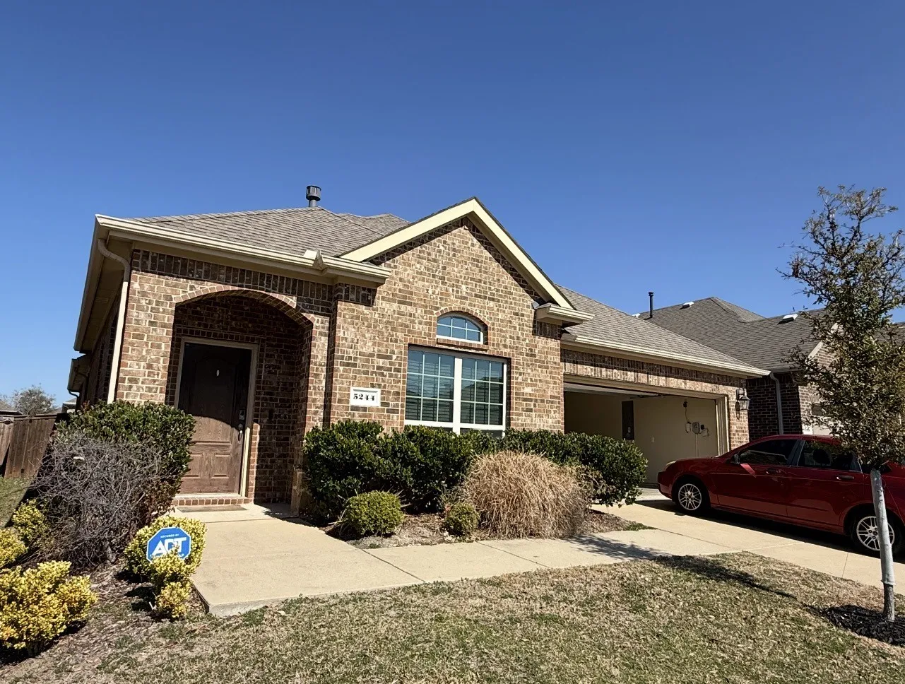 Single Family Residence For Sale in Kaufman County , 5244 Canfield, Forney, Texas 75126, 4 Bedroom, 2 Bathroom, 2 Garage spaces, 1,852 Sqft, built in 2017, mls#21276939, Real Estate Agent in Forney, Homes For Sale in Kaufman county, Homes For Sale in Forney, Realtor in Forney Texas, Real Estate Brokerage Independent Realty Texas, Luminita Cordes Realtor
