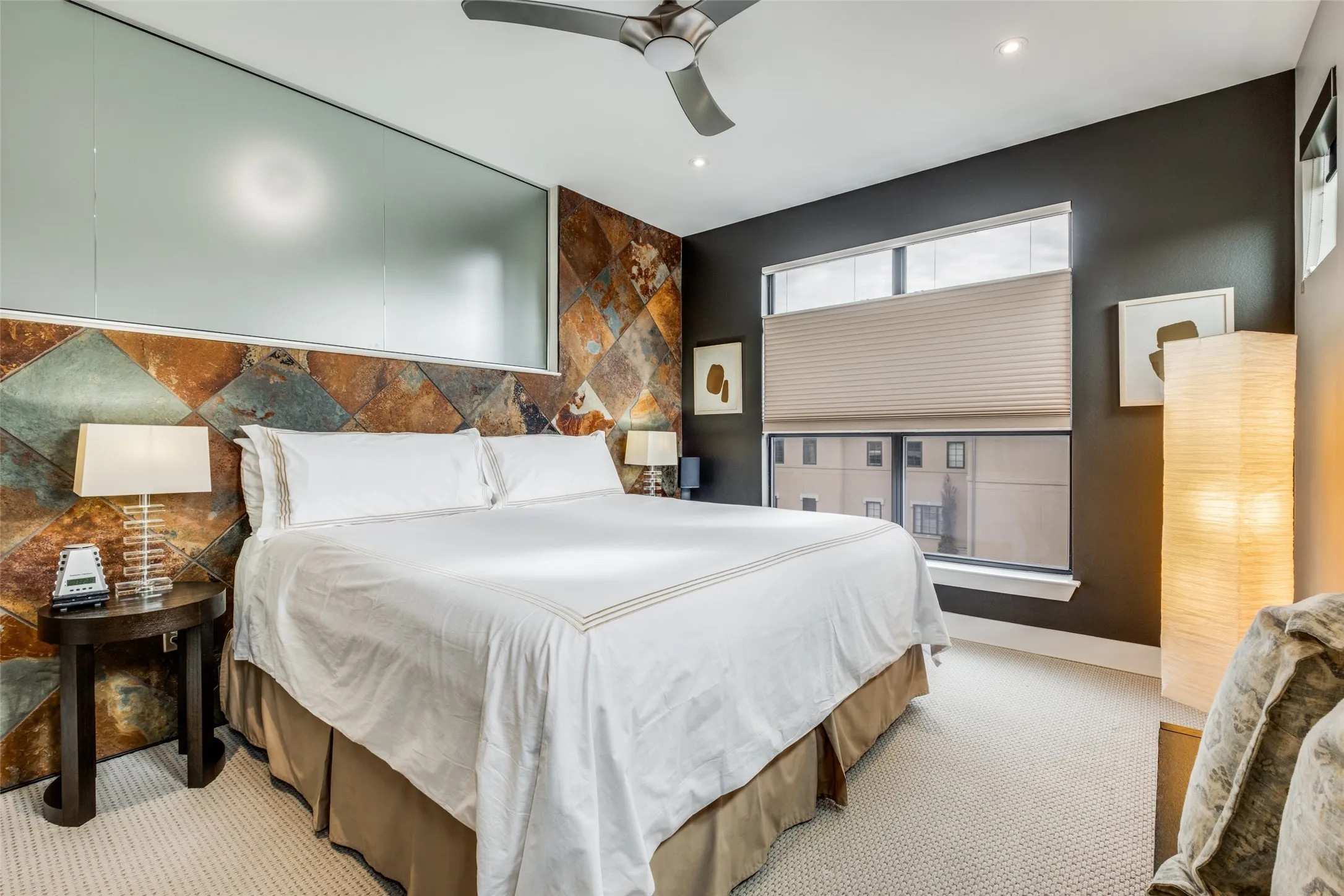Condominium For Rent in Dallas County , 4333 Gilbert Avenue 321, Dallas, Texas 75219, 1 Bedroom, 1 Bathroom, 1 Garage spaces, 1,100 Sqft, built in 2004, mls#21275531, Real Estate Agent in Dallas, Homes For Rent in Dallas county, Homes For Rent in Dallas, Realtor in Dallas Texas, Real Estate Brokerage Independent Realty Texas, Luminita Cordes Realtor
