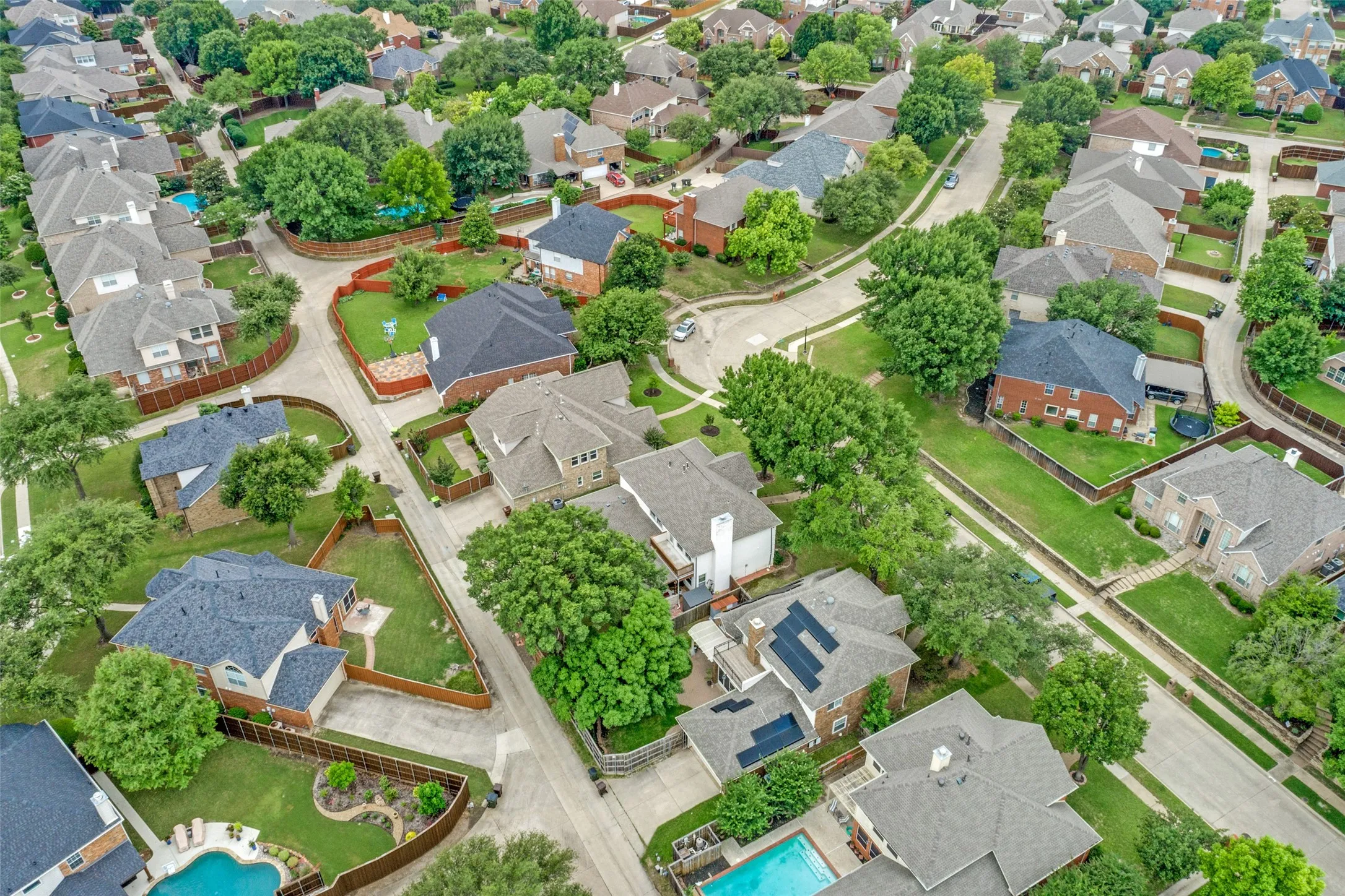 Single Family Residence For Sale in Collin County , 8608 Clear Sky Drive, Plano, Texas 75025, 4 Bedroom, 3 Bathroom, 2 Garage spaces, 2,881 Sqft, built in 1995, mls#21275007, Real Estate Agent in Plano, Homes For Sale in Collin county, Homes For Sale in Plano, Realtor in Plano Texas, Real Estate Brokerage Independent Realty Texas, Luminita Cordes Realtor