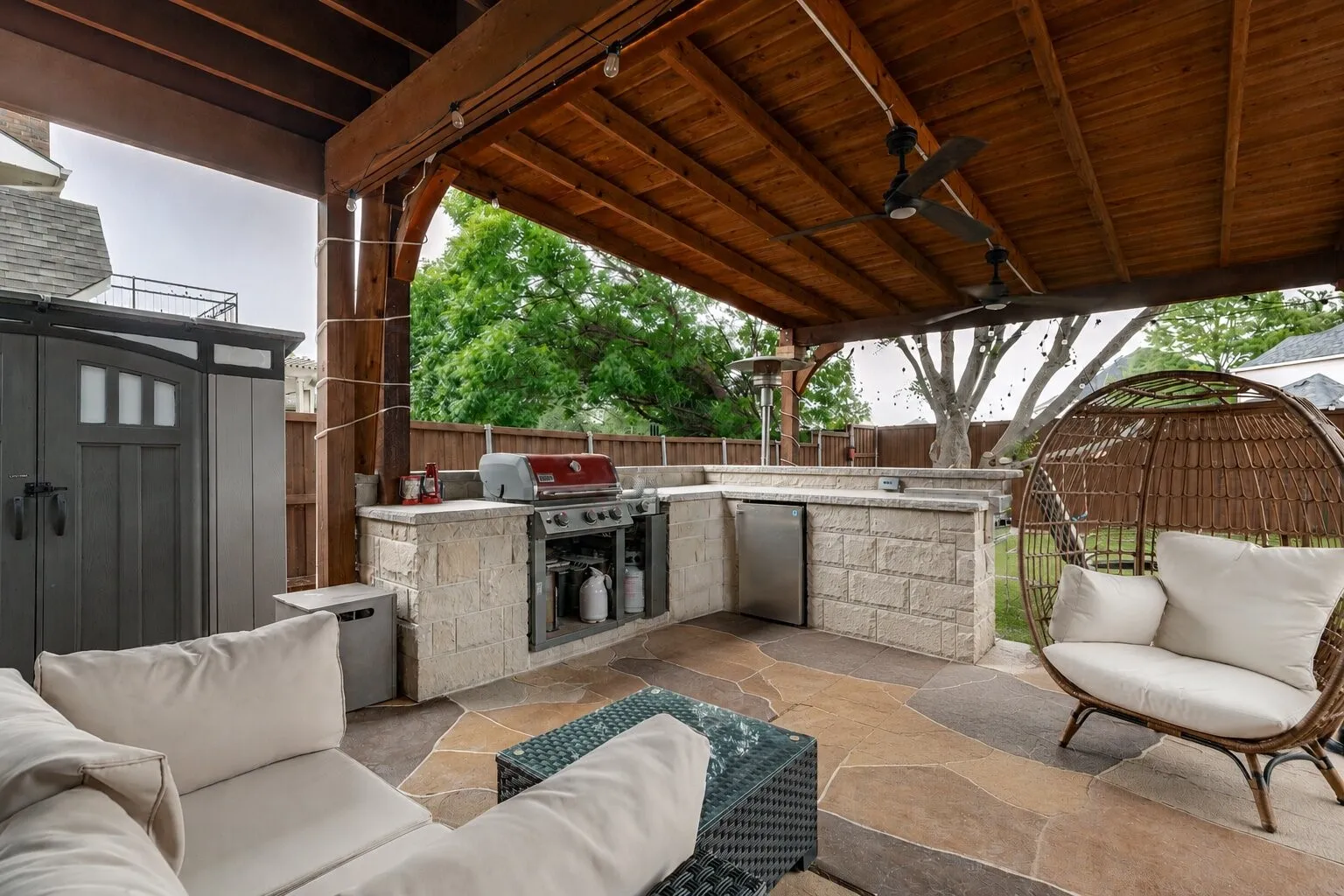 Single Family Residence For Sale in Collin County , 8608 Clear Sky Drive, Plano, Texas 75025, 4 Bedroom, 3 Bathroom, 2 Garage spaces, 2,881 Sqft, built in 1995, mls#21275007, Real Estate Agent in Plano, Homes For Sale in Collin county, Homes For Sale in Plano, Realtor in Plano Texas, Real Estate Brokerage Independent Realty Texas, Luminita Cordes Realtor