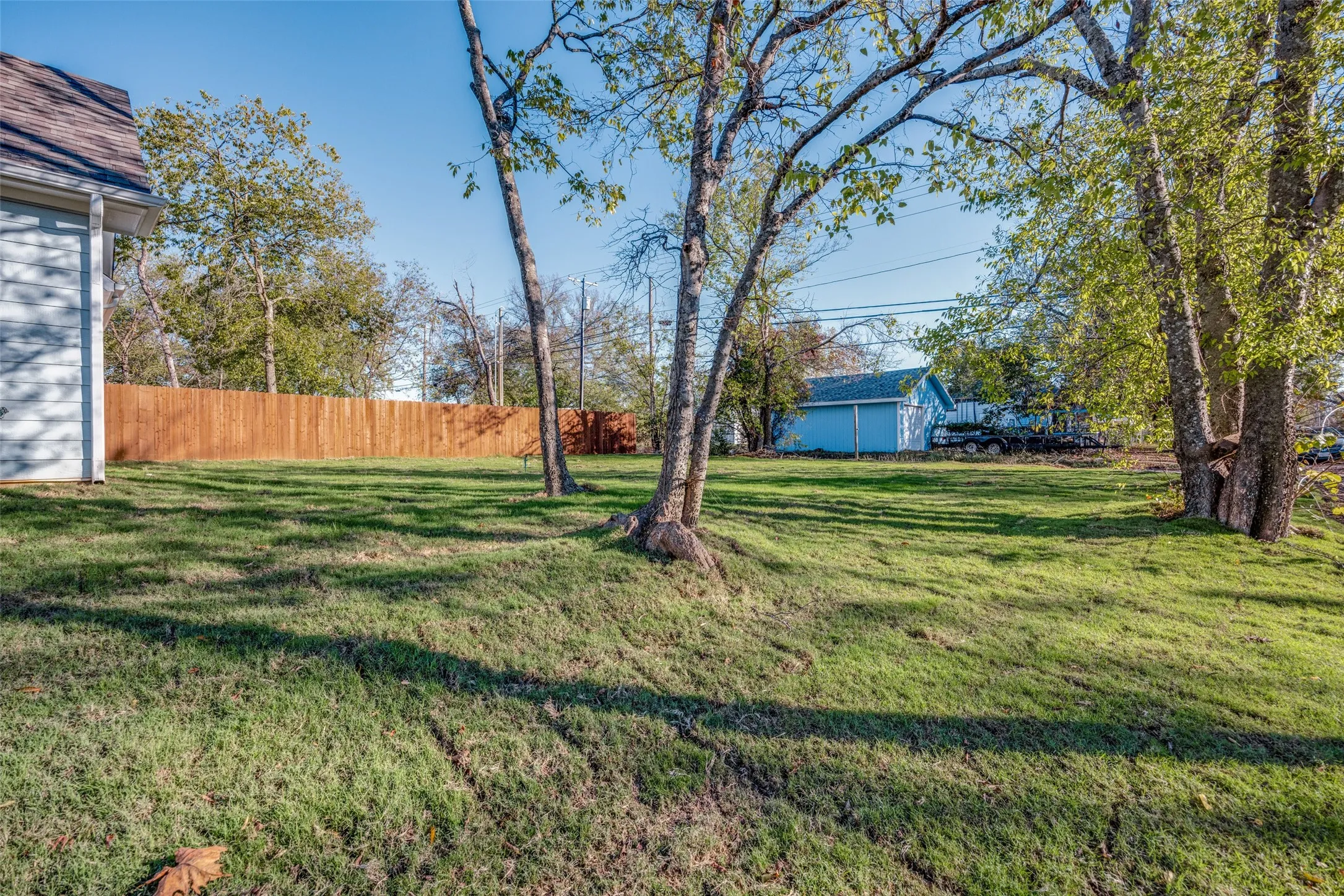 Single Family Residence For Sale in Grayson County , 430 W Munson Street, Denison, Texas 75020, 3 Bedroom, 3 Bathroom, 2 Garage spaces, 1,712 Sqft, built in 2024, mls#21276149, Real Estate Agent in Denison, Homes For Sale in Grayson county, Homes For Sale in Denison, Realtor in Denison Texas, Real Estate Brokerage Independent Realty Texas, Luminita Cordes Realtor