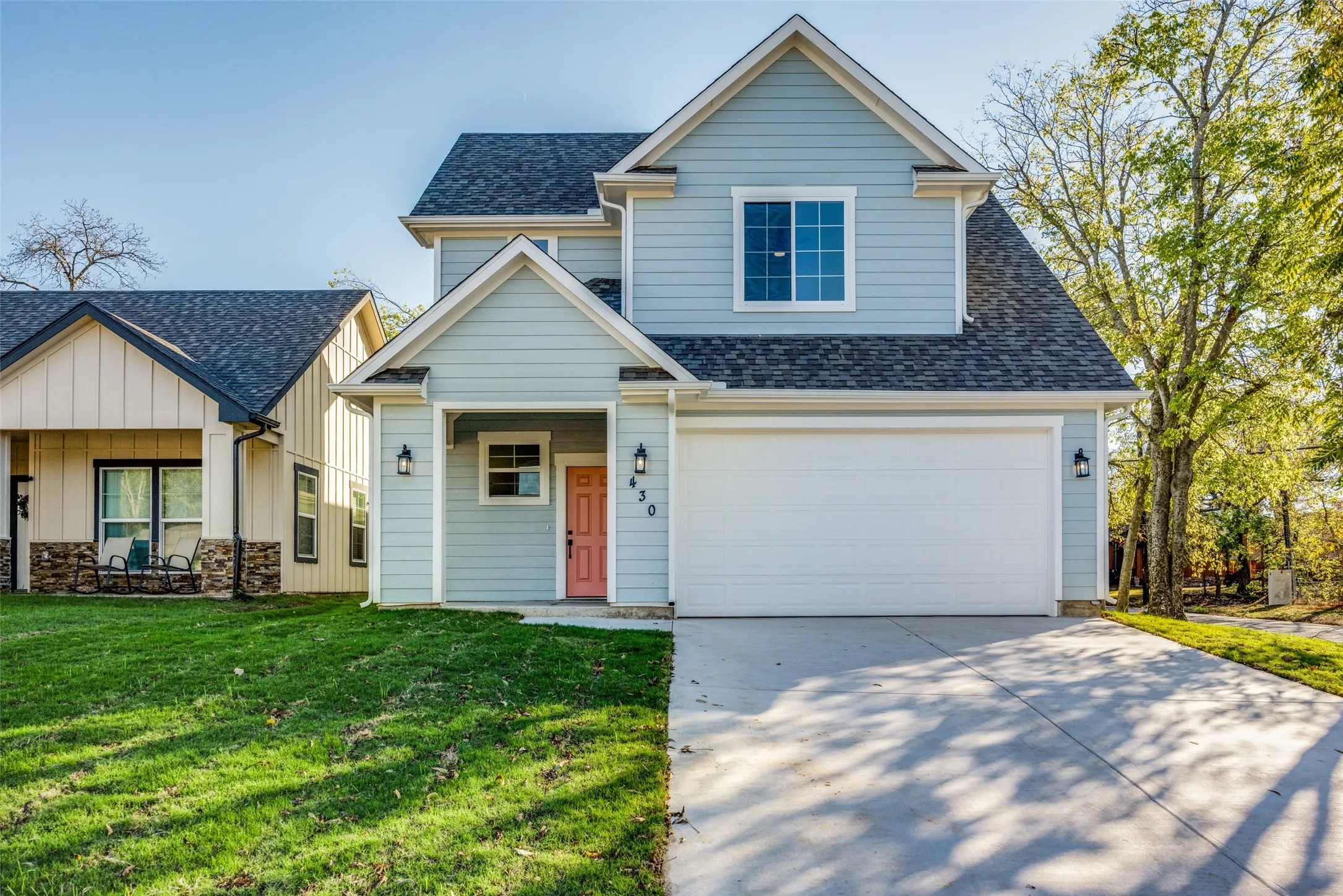 Single Family Residence For Sale in Grayson County , 430 W Munson Street, Denison, Texas 75020, 3 Bedroom, 3 Bathroom, 2 Garage spaces, 1,712 Sqft, built in 2024, mls#21276149, Real Estate Agent in Denison, Homes For Sale in Grayson county, Homes For Sale in Denison, Realtor in Denison Texas, Real Estate Brokerage Independent Realty Texas, Luminita Cordes Realtor