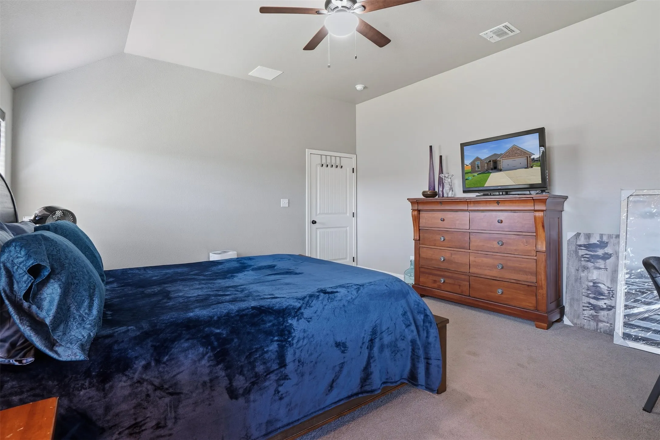 Single Family Residence For Sale in Hood County , 5007 Terlingua Drive, Granbury, Texas 76048, 3 Bedroom, 2 Bathroom, 2 Garage spaces, 1,753 Sqft, built in 2019, mls#21276936, Real Estate Agent in Granbury, Homes For Sale in Hood county, Homes For Sale in Granbury, Realtor in Granbury Texas, Real Estate Brokerage Independent Realty Texas, Luminita Cordes Realtor