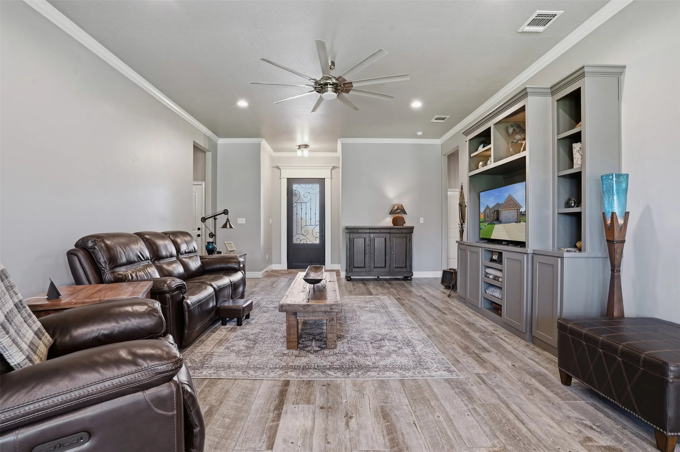Single Family Residence For Sale in Hood County , 5007 Terlingua Drive, Granbury, Texas 76048, 3 Bedroom, 2 Bathroom, 2 Garage spaces, 1,753 Sqft, built in 2019, mls#21276936, Real Estate Agent in Granbury, Homes For Sale in Hood county, Homes For Sale in Granbury, Realtor in Granbury Texas, Real Estate Brokerage Independent Realty Texas, Luminita Cordes Realtor