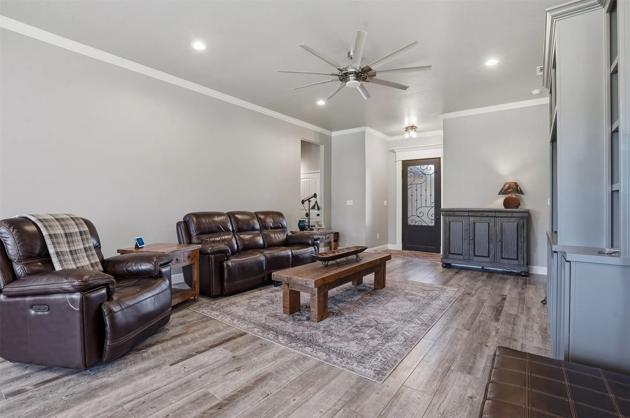 Single Family Residence For Sale in Hood County , 5007 Terlingua Drive, Granbury, Texas 76048, 3 Bedroom, 2 Bathroom, 2 Garage spaces, 1,753 Sqft, built in 2019, mls#21276936, Real Estate Agent in Granbury, Homes For Sale in Hood county, Homes For Sale in Granbury, Realtor in Granbury Texas, Real Estate Brokerage Independent Realty Texas, Luminita Cordes Realtor