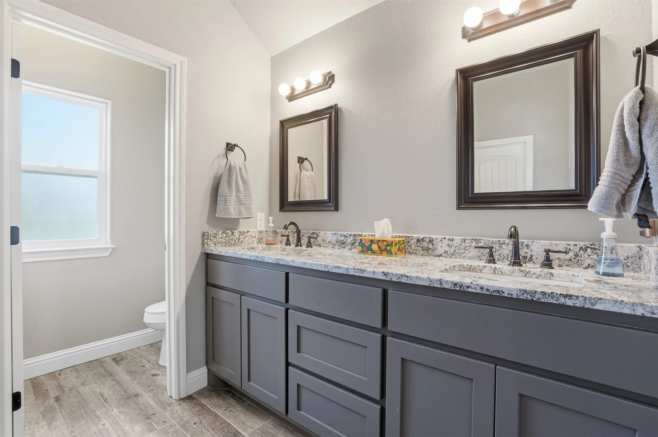 Single Family Residence For Sale in Hood County , 5007 Terlingua Drive, Granbury, Texas 76048, 3 Bedroom, 2 Bathroom, 2 Garage spaces, 1,753 Sqft, built in 2019, mls#21276936, Real Estate Agent in Granbury, Homes For Sale in Hood county, Homes For Sale in Granbury, Realtor in Granbury Texas, Real Estate Brokerage Independent Realty Texas, Luminita Cordes Realtor