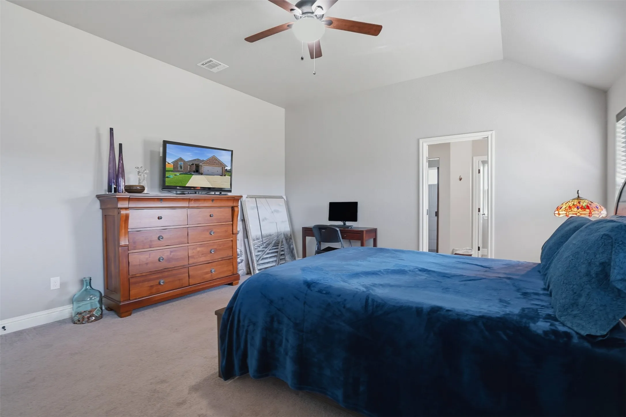 Single Family Residence For Sale in Hood County , 5007 Terlingua Drive, Granbury, Texas 76048, 3 Bedroom, 2 Bathroom, 2 Garage spaces, 1,753 Sqft, built in 2019, mls#21276936, Real Estate Agent in Granbury, Homes For Sale in Hood county, Homes For Sale in Granbury, Realtor in Granbury Texas, Real Estate Brokerage Independent Realty Texas, Luminita Cordes Realtor