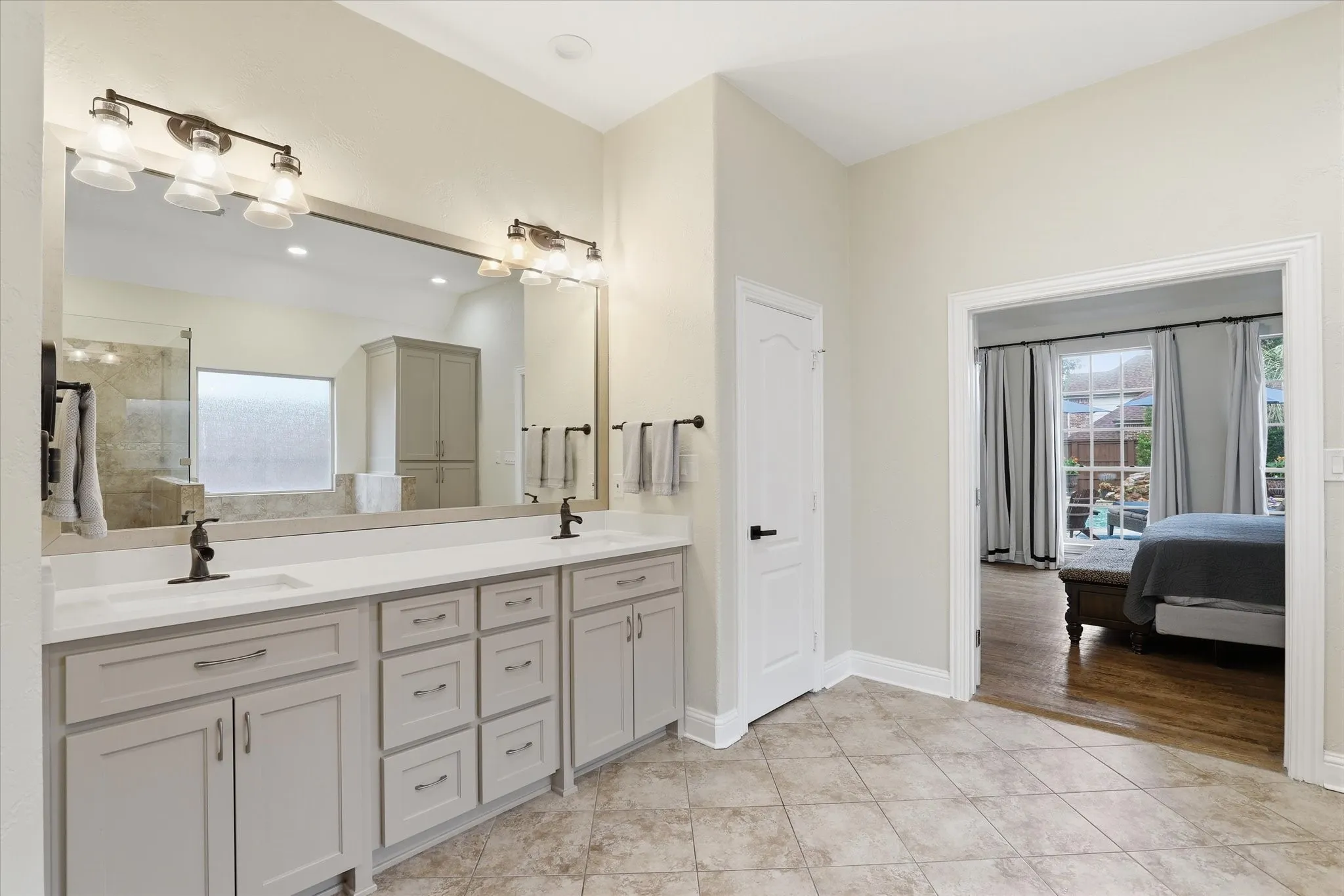 Single Family Residence For Sale in Dallas County , 5832 Creek Crossing Lane, Sachse, Texas 75048, 4 Bedroom, 3 Bathroom, 3 Garage spaces, 4,158 Sqft, built in 2005, mls#21275743, Real Estate Agent in Sachse, Homes For Sale in Dallas county, Homes For Sale in Sachse, Realtor in Sachse Texas, Real Estate Brokerage Independent Realty Texas, Luminita Cordes Realtor