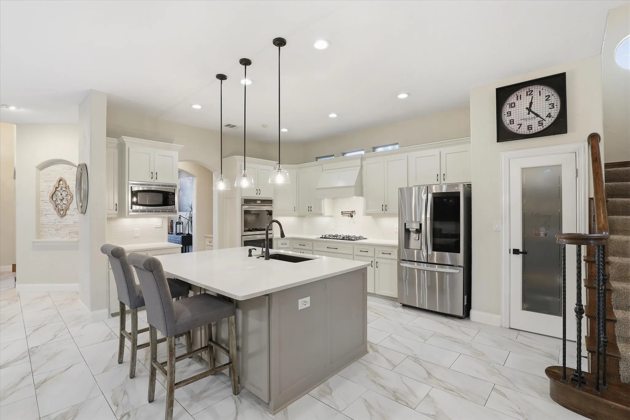 Single Family Residence For Sale in Dallas County , 5832 Creek Crossing Lane, Sachse, Texas 75048, 4 Bedroom, 3 Bathroom, 3 Garage spaces, 4,158 Sqft, built in 2005, mls#21275743, Real Estate Agent in Sachse, Homes For Sale in Dallas county, Homes For Sale in Sachse, Realtor in Sachse Texas, Real Estate Brokerage Independent Realty Texas, Luminita Cordes Realtor