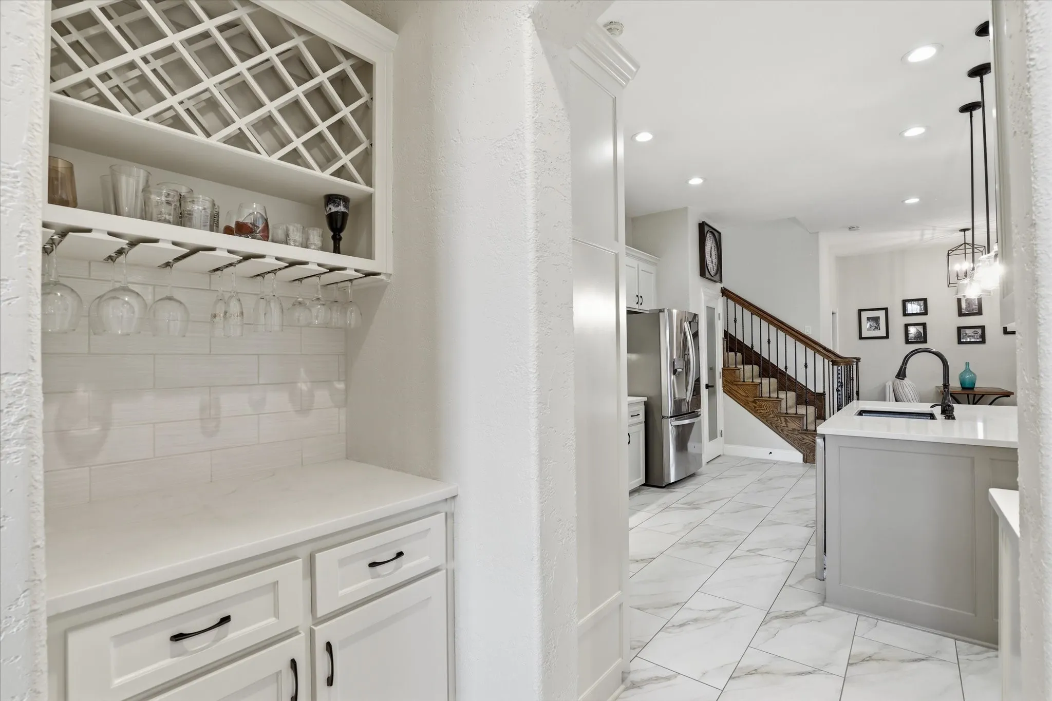 Single Family Residence For Sale in Dallas County , 5832 Creek Crossing Lane, Sachse, Texas 75048, 4 Bedroom, 3 Bathroom, 3 Garage spaces, 4,158 Sqft, built in 2005, mls#21275743, Real Estate Agent in Sachse, Homes For Sale in Dallas county, Homes For Sale in Sachse, Realtor in Sachse Texas, Real Estate Brokerage Independent Realty Texas, Luminita Cordes Realtor