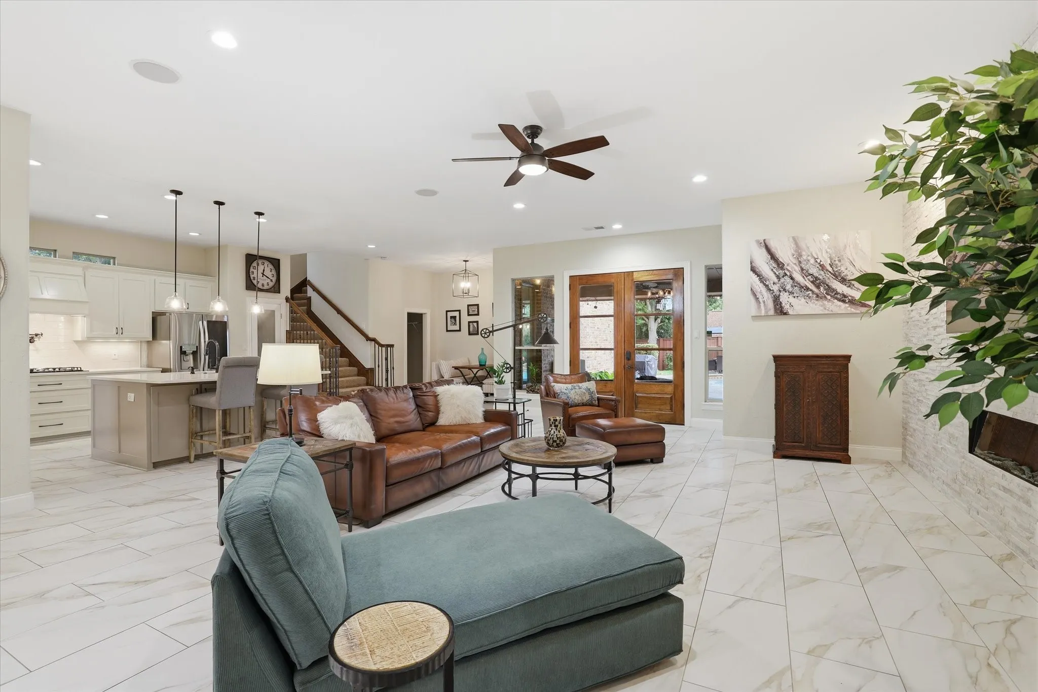 Single Family Residence For Sale in Dallas County , 5832 Creek Crossing Lane, Sachse, Texas 75048, 4 Bedroom, 3 Bathroom, 3 Garage spaces, 4,158 Sqft, built in 2005, mls#21275743, Real Estate Agent in Sachse, Homes For Sale in Dallas county, Homes For Sale in Sachse, Realtor in Sachse Texas, Real Estate Brokerage Independent Realty Texas, Luminita Cordes Realtor