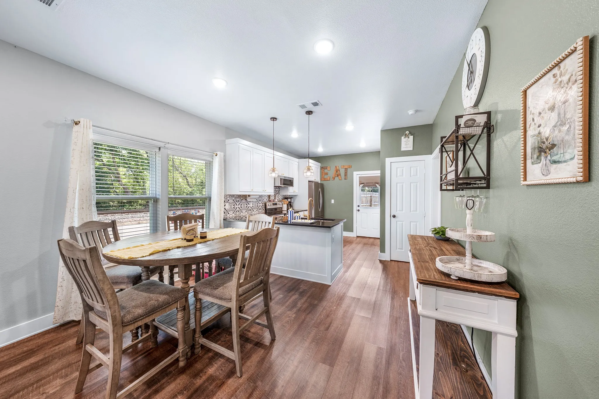 Single Family Residence For Sale in Hopkins County , 700 Carter Street, Sulphur Springs, Texas 75482, 4 Bedroom, 2 Bathroom, 2 Garage spaces, 1,520 Sqft, built in 2023, mls#21277130, Real Estate Agent in Sulphur Springs, Homes For Sale in Hopkins county, Homes For Sale in Sulphur Springs, Realtor in Sulphur Springs Texas, Real Estate Brokerage Independent Realty Texas, Luminita Cordes Realtor