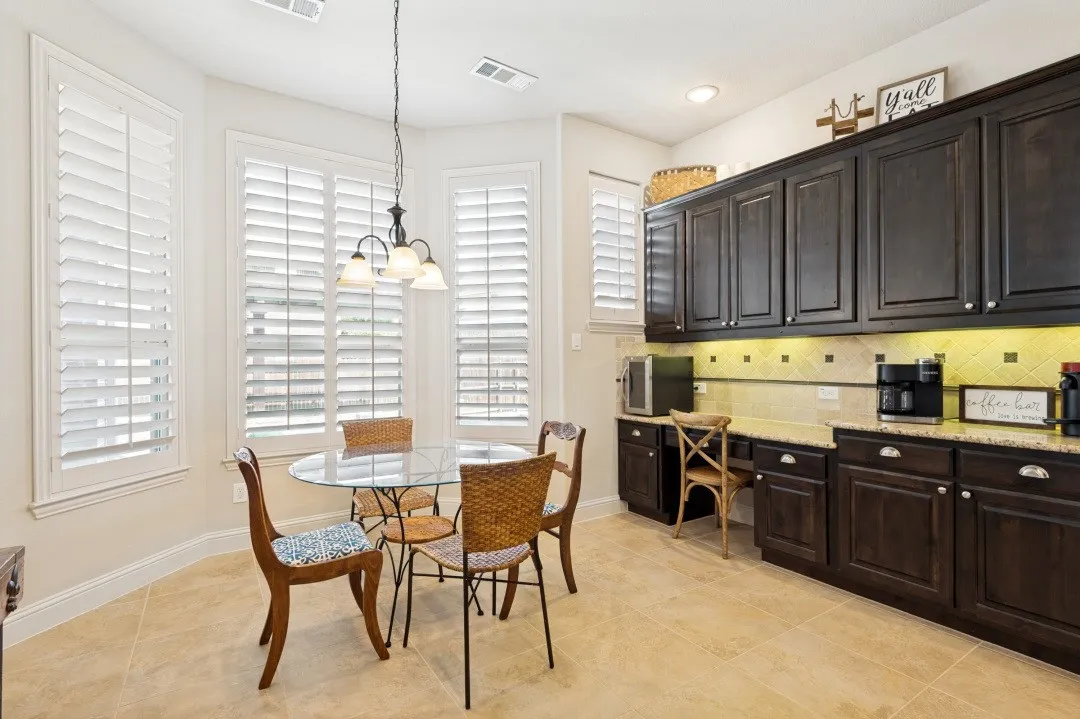 Breakfast Nook