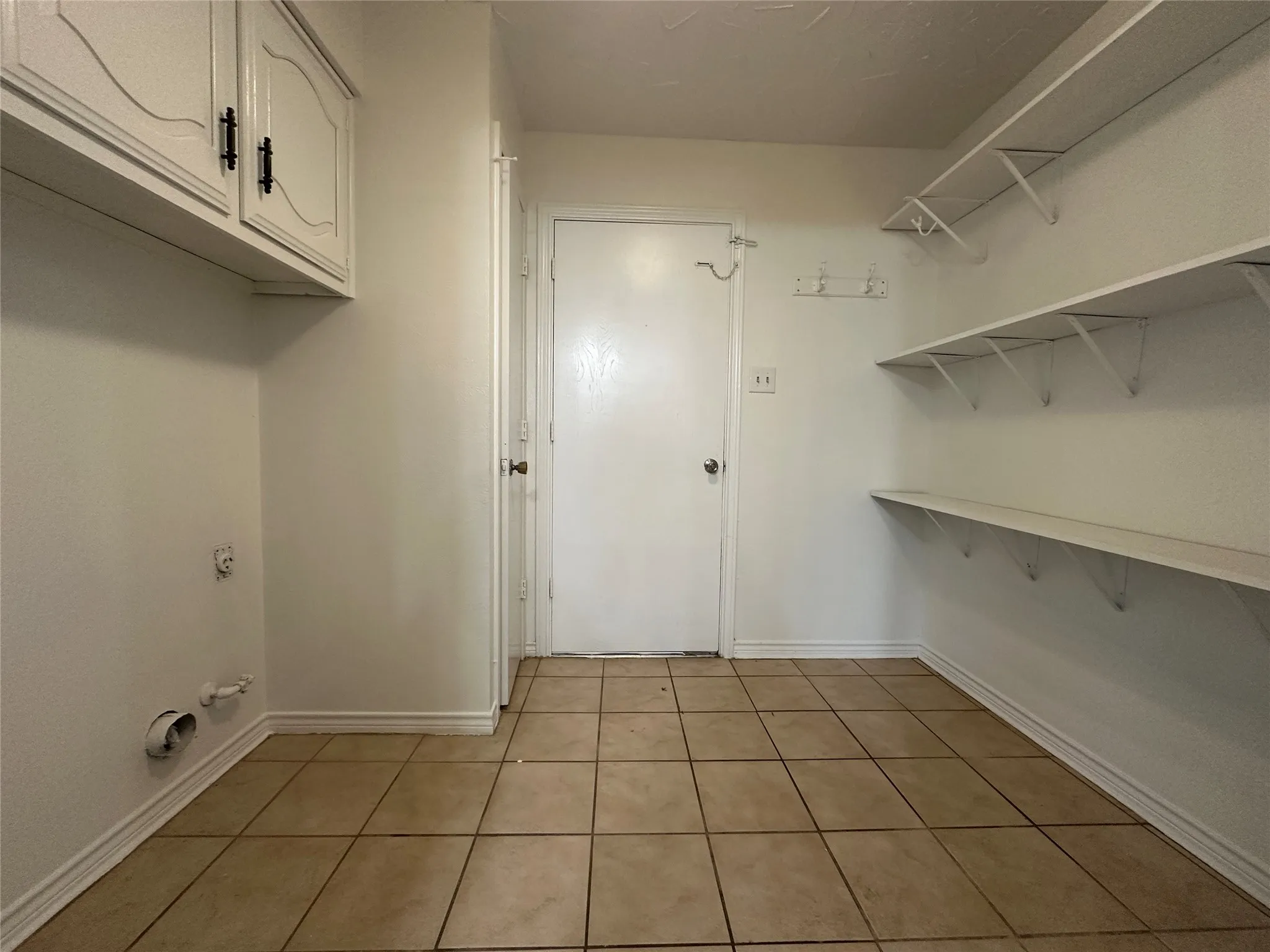 Single Family Residence For Rent in Dallas County , 719 Athenia Way, Duncanville, Texas 75137, 3 Bedrooms, 2 Bathrooms, 2 Garage spaces, 1,821 Sqft, built in 1978, Price $2,400, mls#21276830, Real Estate Agent in Duncanville, Homes For Rent in Dallas county, Homes For Rent in Duncanville, Realtor in Duncanville Texas, Real Estate Brokerage Independent Realty Texas, Luminita Cordes Realtor