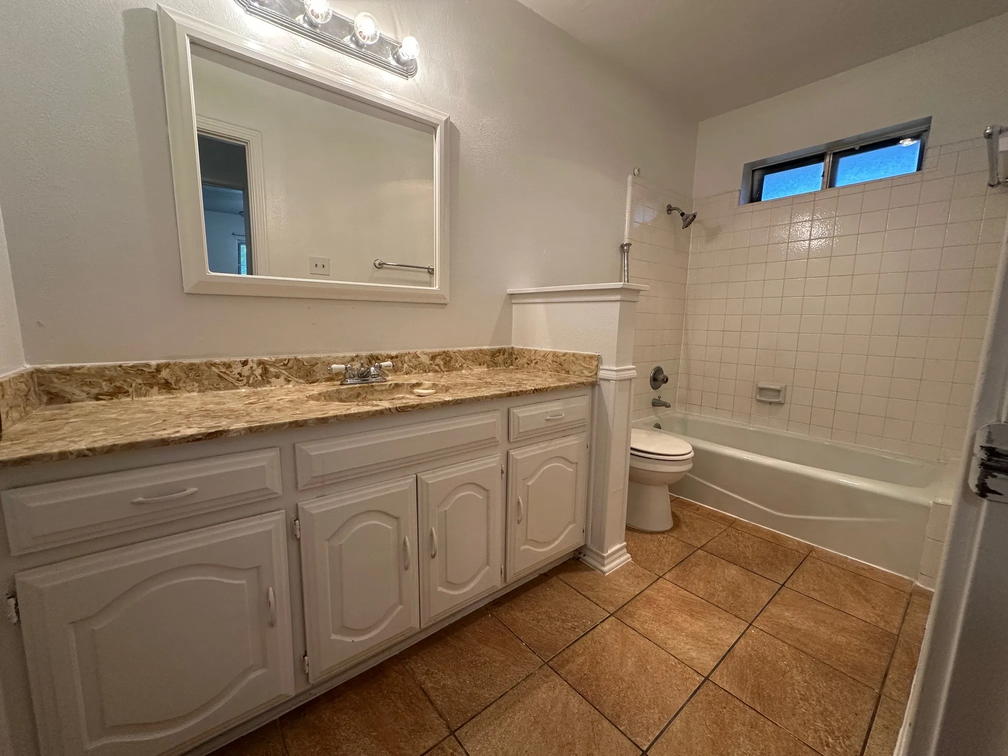 Single Family Residence For Rent in Dallas County , 719 Athenia Way, Duncanville, Texas 75137, 3 Bedrooms, 2 Bathrooms, 2 Garage spaces, 1,821 Sqft, built in 1978, Price $2,400, mls#21276830, Real Estate Agent in Duncanville, Homes For Rent in Dallas county, Homes For Rent in Duncanville, Realtor in Duncanville Texas, Real Estate Brokerage Independent Realty Texas, Luminita Cordes Realtor