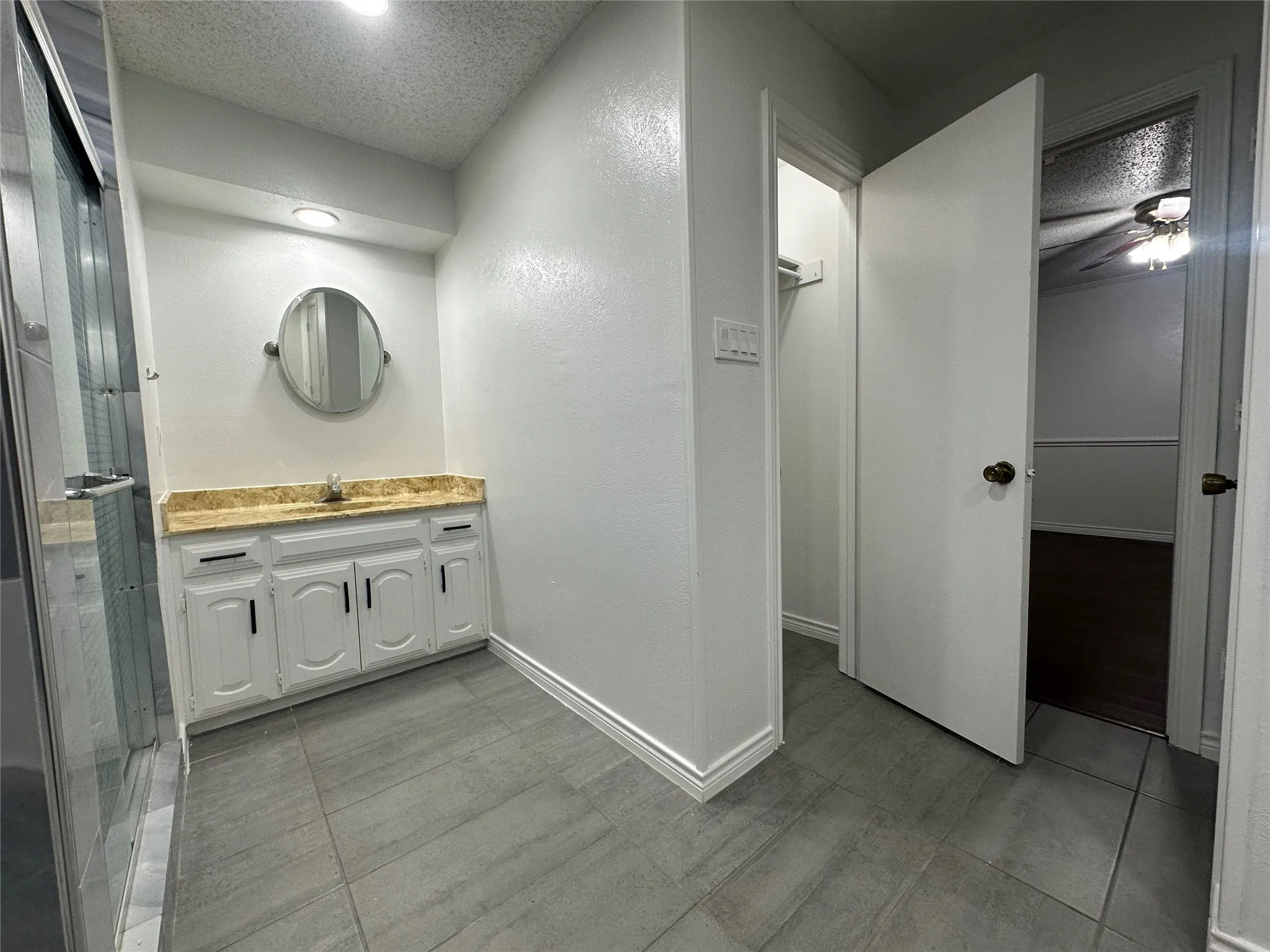 Single Family Residence For Rent in Dallas County , 719 Athenia Way, Duncanville, Texas 75137, 3 Bedrooms, 2 Bathrooms, 2 Garage spaces, 1,821 Sqft, built in 1978, Price $2,400, mls#21276830, Real Estate Agent in Duncanville, Homes For Rent in Dallas county, Homes For Rent in Duncanville, Realtor in Duncanville Texas, Real Estate Brokerage Independent Realty Texas, Luminita Cordes Realtor
