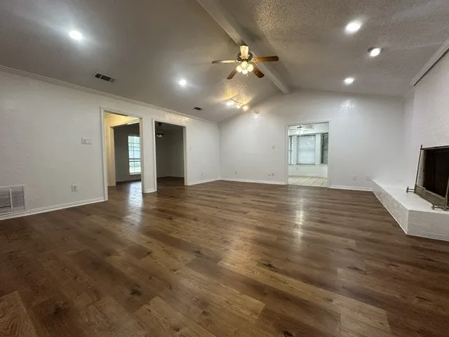 Single Family Residence For Rent in Dallas County , 719 Athenia Way, Duncanville, Texas 75137, 3 Bedrooms, 2 Bathrooms, 2 Garage spaces, 1,821 Sqft, built in 1978, Price $2,400, mls#21276830, Real Estate Agent in Duncanville, Homes For Rent in Dallas county, Homes For Rent in Duncanville, Realtor in Duncanville Texas, Real Estate Brokerage Independent Realty Texas, Luminita Cordes Realtor