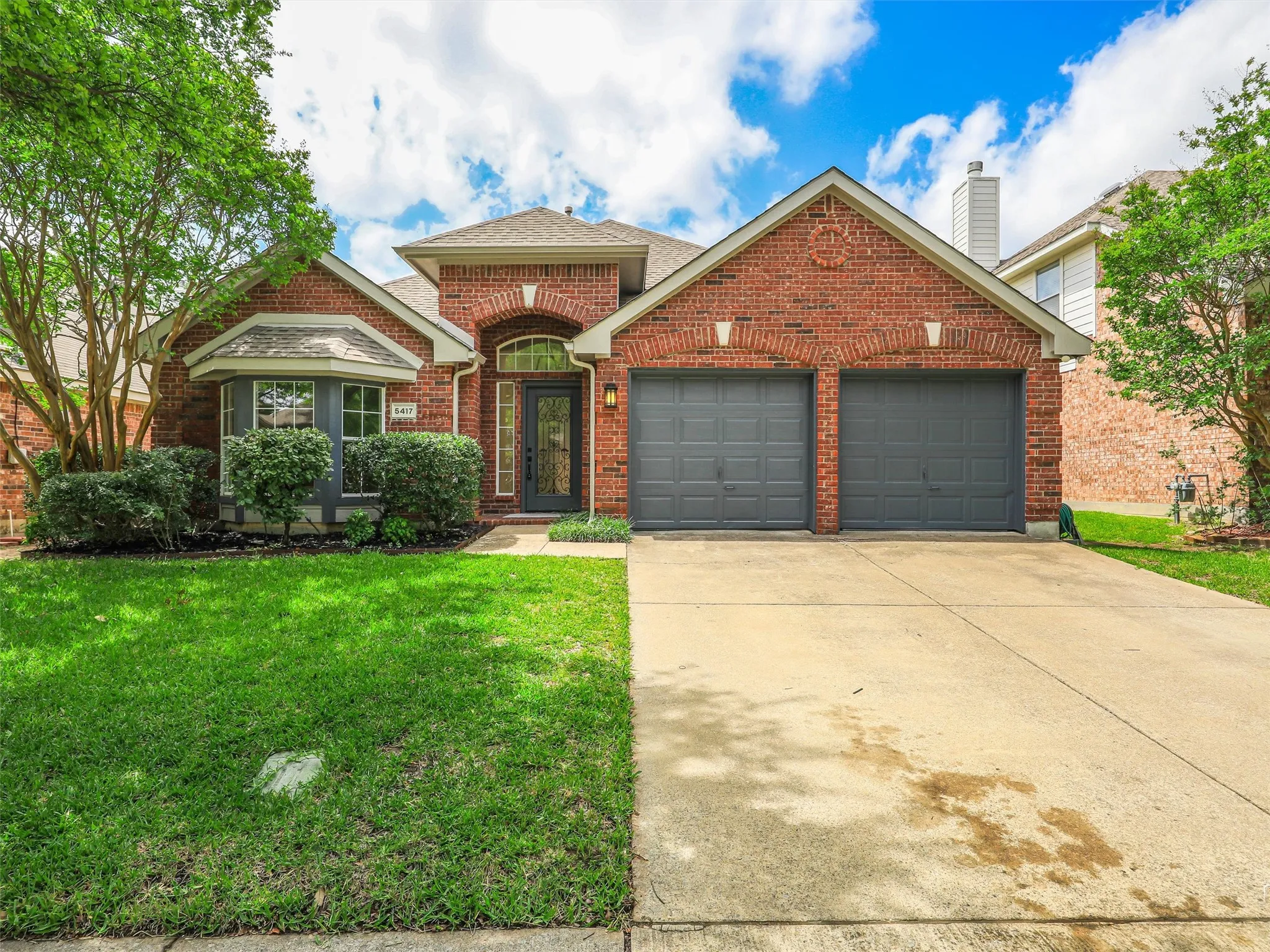 Single Family Residence For Sale in Collin County , 5417 Pebble Court, Mc Kinney, Texas 75072, 3 Bedroom, 2 Bathroom, 2 Garage spaces, 2,105 Sqft, built in 1998, mls#21277077, Real Estate Agent in Mc Kinney, Homes For Sale in Collin county, Homes For Sale in Mc Kinney, Realtor in Mc Kinney Texas, Real Estate Brokerage Independent Realty Texas, Luminita Cordes Realtor