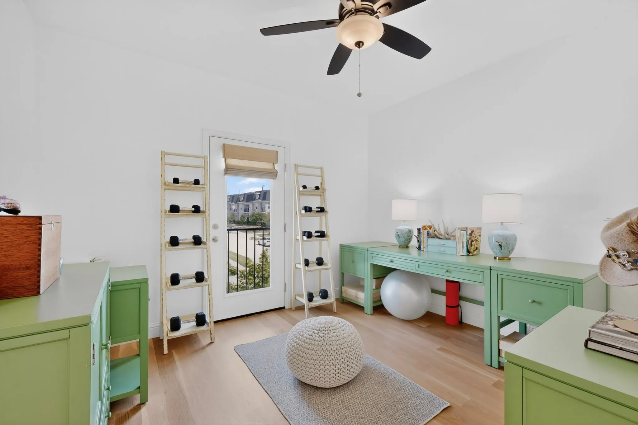Single Family Residence For Sale in Collin County , 3216 Matisse Lane, Mc Kinney, Texas 75070, 4 Bedroom, 3 Bathroom, 2 Garage spaces, 2,473 Sqft, built in 2020, Price $899,900, mls#21260585, Real Estate Agent in Mc Kinney, Homes For Sale in Collin county, Homes For Sale in Mc Kinney, Realtor in Mc Kinney Texas, Real Estate Brokerage Independent Realty Texas, Luminita Cordes Realtor