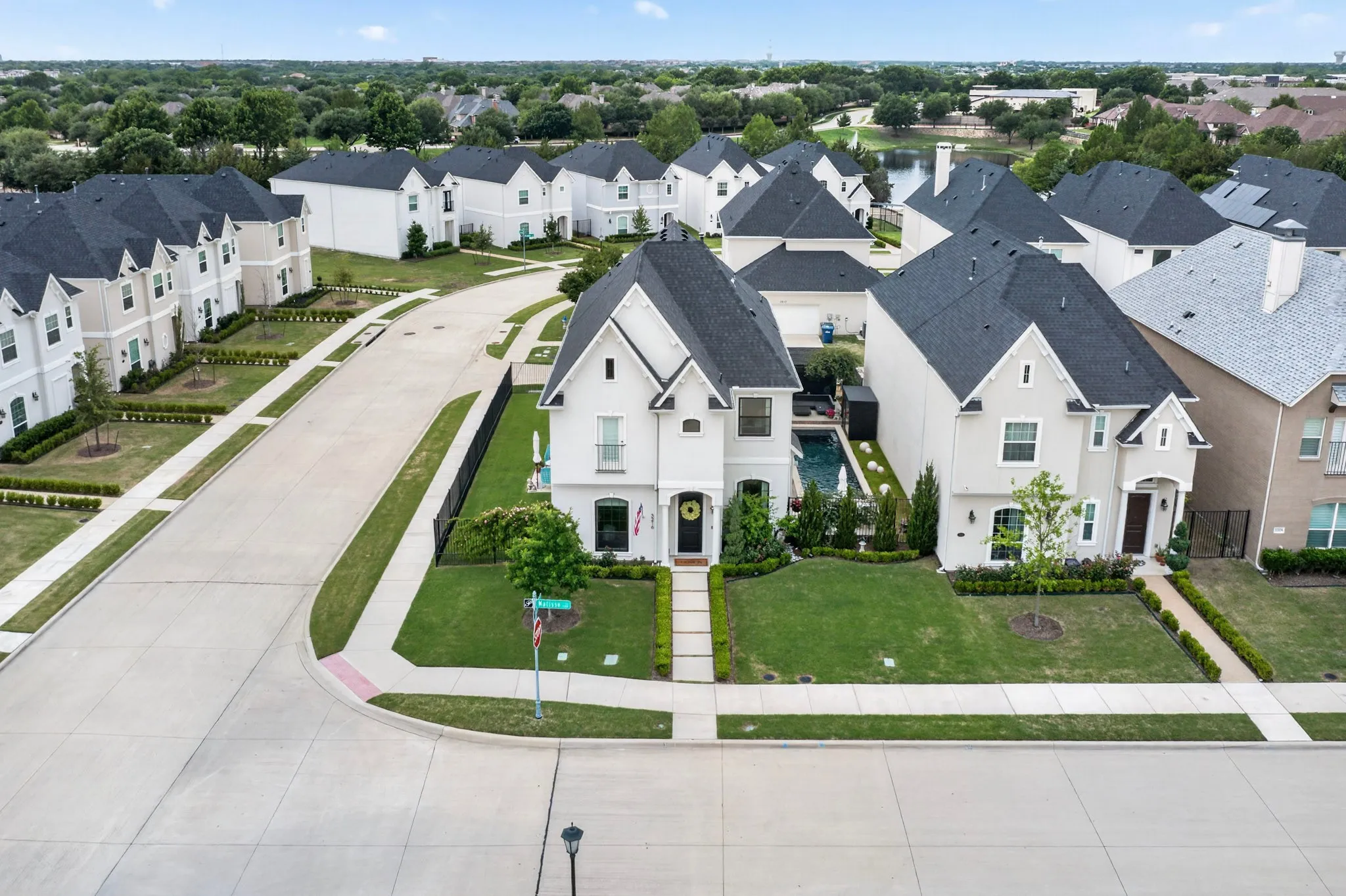 Single Family Residence For Sale in Collin County , 3216 Matisse Lane, Mc Kinney, Texas 75070, 4 Bedroom, 3 Bathroom, 2 Garage spaces, 2,473 Sqft, built in 2020, Price $899,900, mls#21260585, Real Estate Agent in Mc Kinney, Homes For Sale in Collin county, Homes For Sale in Mc Kinney, Realtor in Mc Kinney Texas, Real Estate Brokerage Independent Realty Texas, Luminita Cordes Realtor