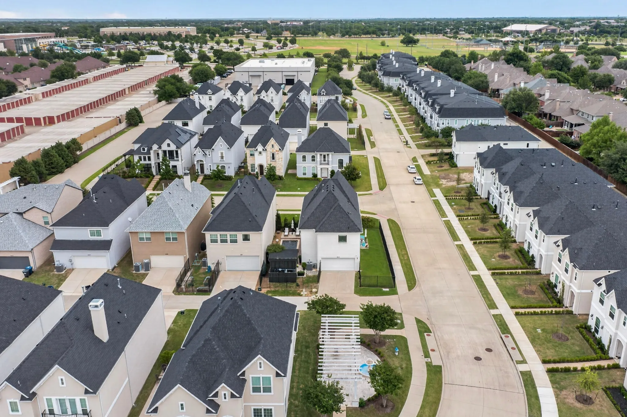 Single Family Residence For Sale in Collin County , 3216 Matisse Lane, Mc Kinney, Texas 75070, 4 Bedroom, 3 Bathroom, 2 Garage spaces, 2,473 Sqft, built in 2020, Price $899,900, mls#21260585, Real Estate Agent in Mc Kinney, Homes For Sale in Collin county, Homes For Sale in Mc Kinney, Realtor in Mc Kinney Texas, Real Estate Brokerage Independent Realty Texas, Luminita Cordes Realtor