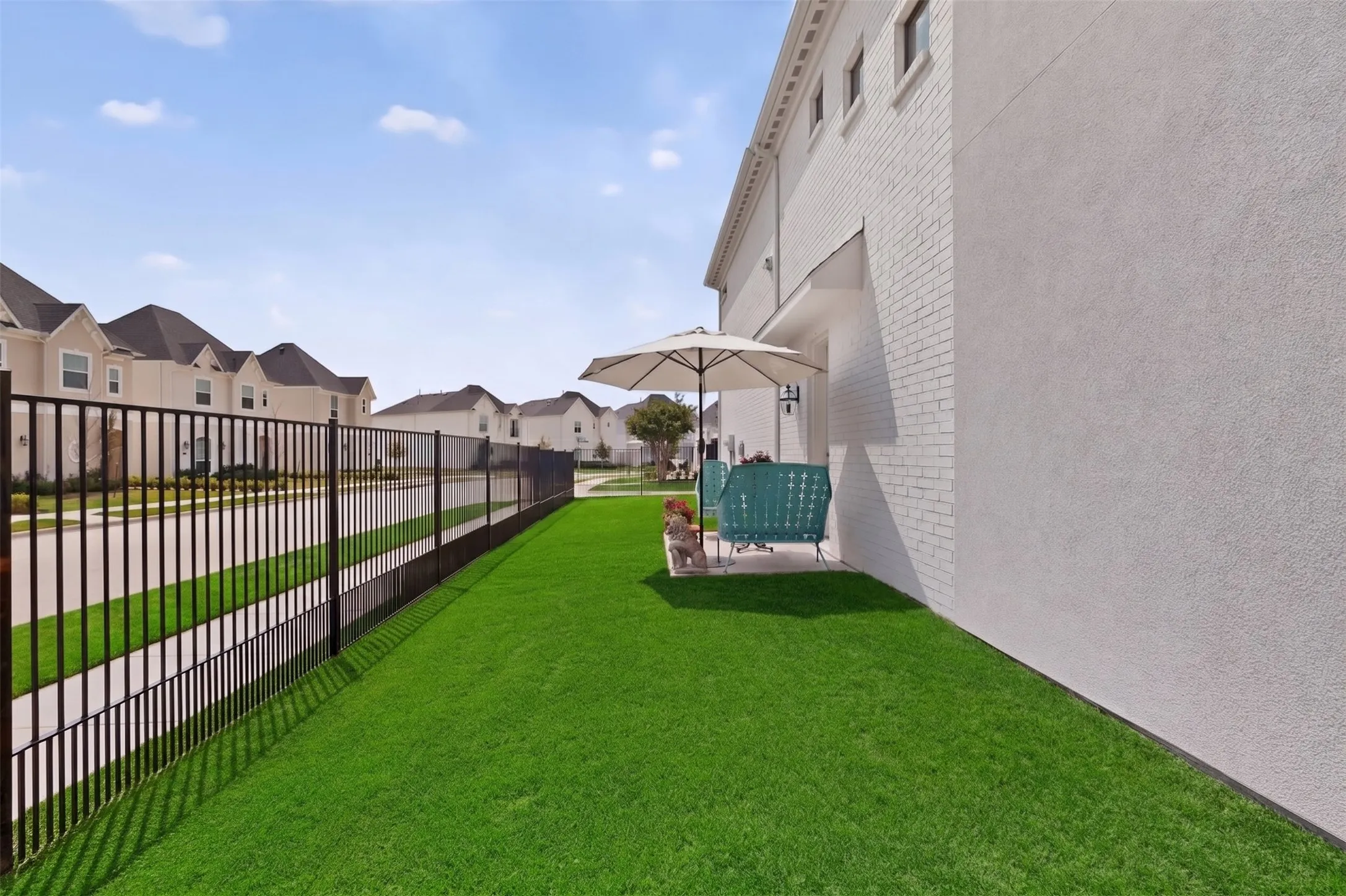 Single Family Residence For Sale in Collin County , 3216 Matisse Lane, Mc Kinney, Texas 75070, 4 Bedroom, 3 Bathroom, 2 Garage spaces, 2,473 Sqft, built in 2020, Price $899,900, mls#21260585, Real Estate Agent in Mc Kinney, Homes For Sale in Collin county, Homes For Sale in Mc Kinney, Realtor in Mc Kinney Texas, Real Estate Brokerage Independent Realty Texas, Luminita Cordes Realtor