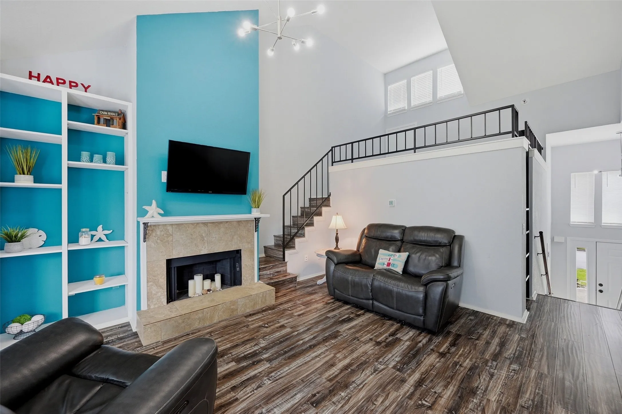 Townhouse For Sale in Grayson County , 110 Summer Place Circle, Pottsboro, Texas 75076, 2 Bedroom, 3 Bathroom, 1 Garage spaces, 1,211 Sqft, built in 1984, mls#21275251, Real Estate Agent in Pottsboro, Homes For Sale in Grayson county, Homes For Sale in Pottsboro, Realtor in Pottsboro Texas, Real Estate Brokerage Independent Realty Texas, Luminita Cordes Realtor