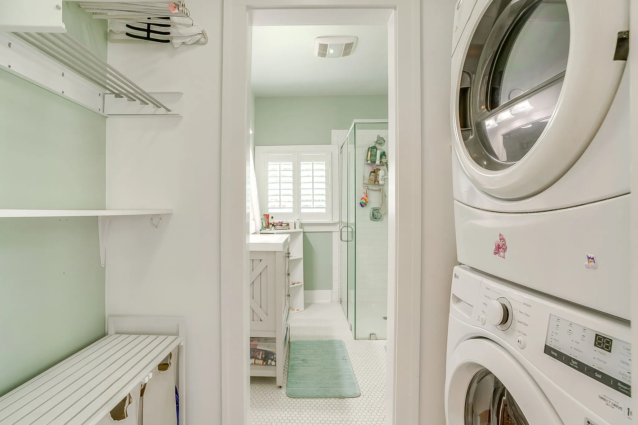 Single Family Residence For Rent in Tarrant County , 2200 W Magnolia Avenue, Fort Worth, Texas 76110, 2 Bedroom, 2 Bathroom, 1 Garage spaces, 1,455 Sqft, built in 1919, mls#21276982, Real Estate Agent in Fort Worth, Homes For Rent in Tarrant county, Homes For Rent in Fort Worth, Realtor in Fort Worth Texas, Real Estate Brokerage Independent Realty Texas, Luminita Cordes Realtor