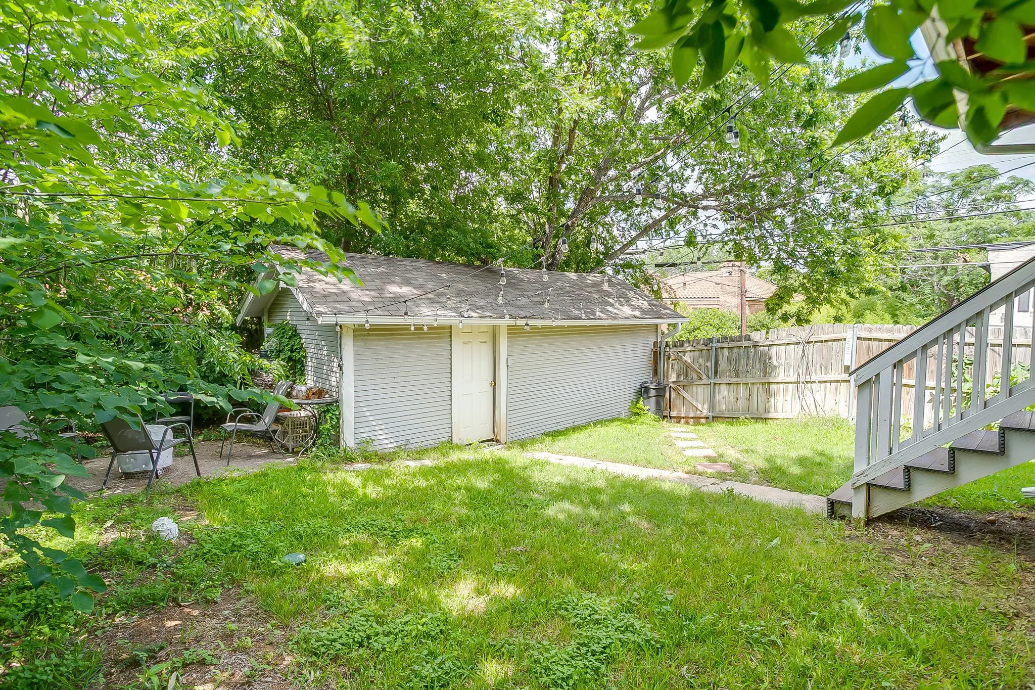 Single Family Residence For Rent in Tarrant County , 2200 W Magnolia Avenue, Fort Worth, Texas 76110, 2 Bedroom, 2 Bathroom, 1 Garage spaces, 1,455 Sqft, built in 1919, mls#21276982, Real Estate Agent in Fort Worth, Homes For Rent in Tarrant county, Homes For Rent in Fort Worth, Realtor in Fort Worth Texas, Real Estate Brokerage Independent Realty Texas, Luminita Cordes Realtor