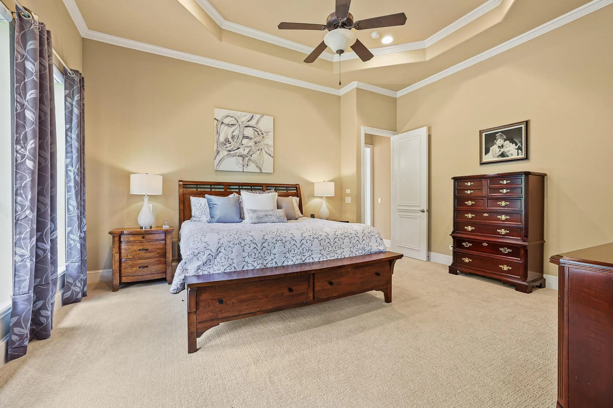 Single Family Residence For Sale in Collin County , 1320 Lakeview Drive, Celina, Texas 75009, 5 Bedroom, 4 Bathroom, 3 Garage spaces, 4,911 Sqft, built in 2000, mls#21273412, Real Estate Agent in Celina, Homes For Sale in Collin county, Homes For Sale in Celina, Realtor in Celina Texas, Real Estate Brokerage Independent Realty Texas, Luminita Cordes Realtor