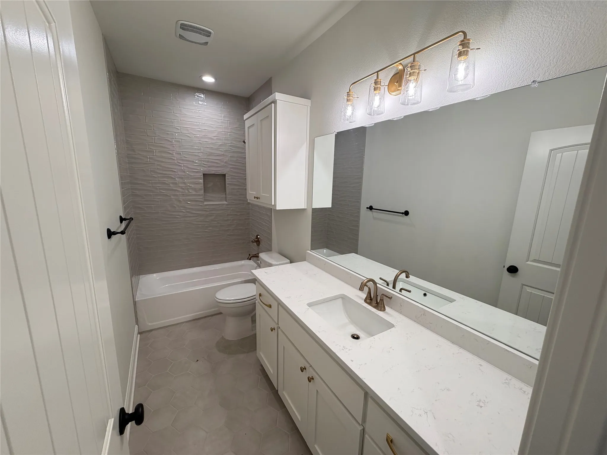 Single Family Residence For Sale in Cooke County , 501 John Jr Drive, Lindsay, Texas 76250, 4 Bedroom, 3 Bathroom, 1 Garage spaces, 2,046 Sqft, built in 2026, mls#21277154, Real Estate Agent in Lindsay, Homes For Sale in Cooke county, Homes For Sale in Lindsay, Realtor in Lindsay Texas, Real Estate Brokerage Independent Realty Texas, Luminita Cordes Realtor