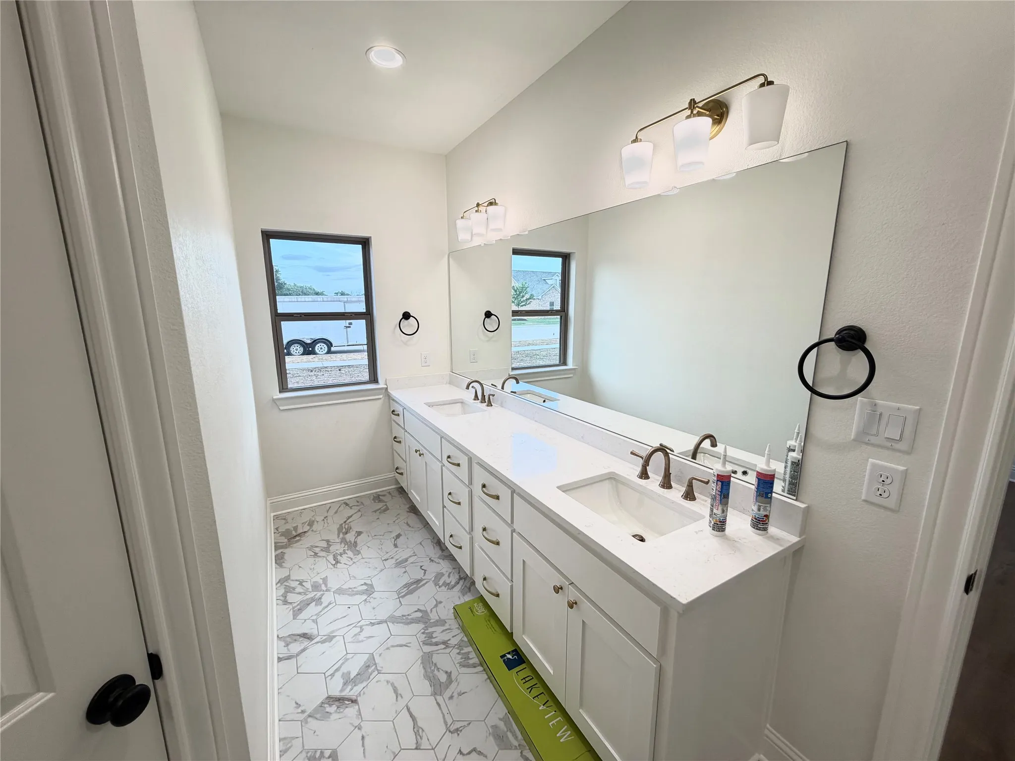 Single Family Residence For Sale in Cooke County , 501 John Jr Drive, Lindsay, Texas 76250, 4 Bedroom, 3 Bathroom, 1 Garage spaces, 2,046 Sqft, built in 2026, mls#21277154, Real Estate Agent in Lindsay, Homes For Sale in Cooke county, Homes For Sale in Lindsay, Realtor in Lindsay Texas, Real Estate Brokerage Independent Realty Texas, Luminita Cordes Realtor