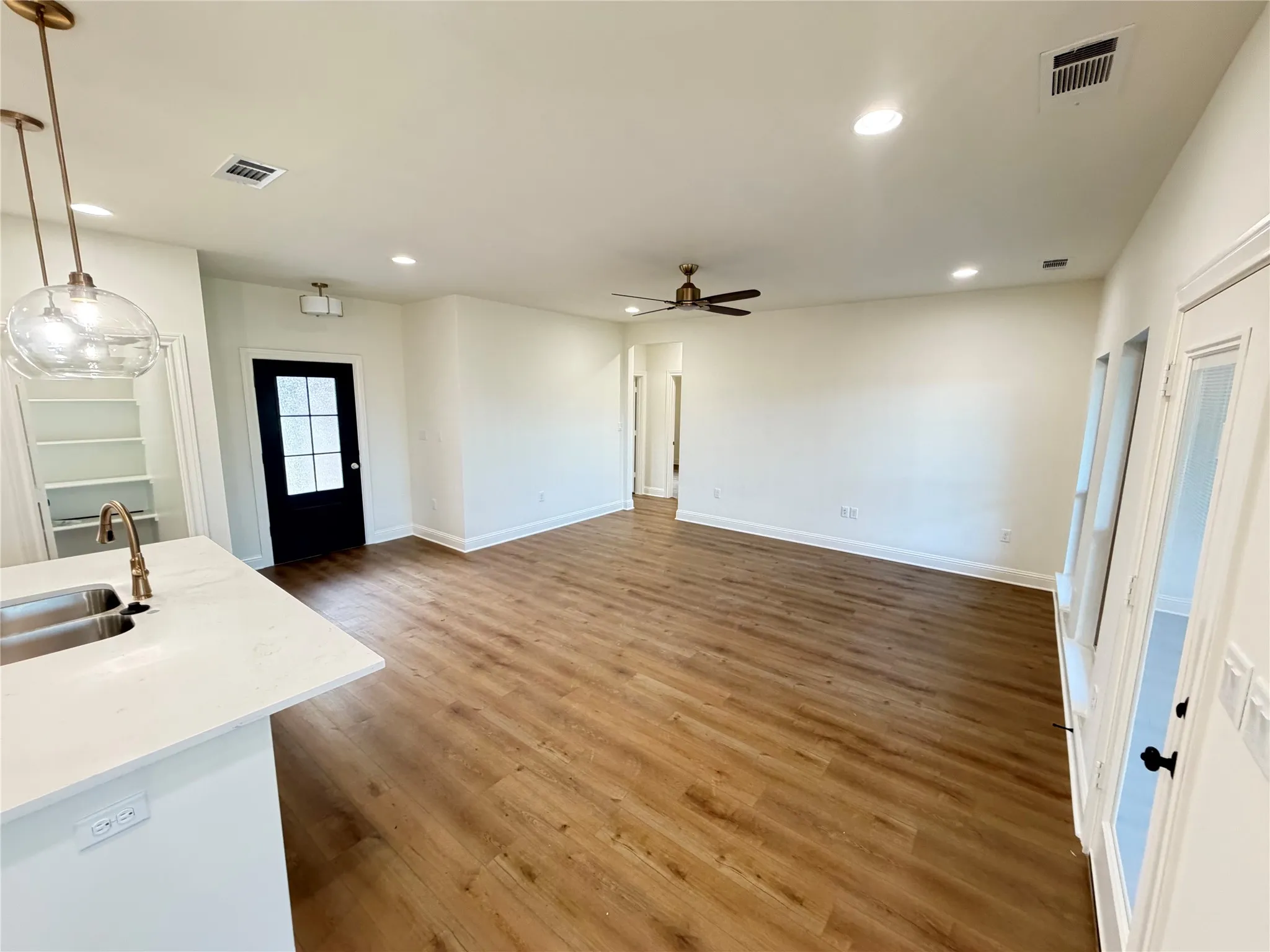 Single Family Residence For Sale in Cooke County , 501 John Jr Drive, Lindsay, Texas 76250, 4 Bedroom, 3 Bathroom, 1 Garage spaces, 2,046 Sqft, built in 2026, mls#21277154, Real Estate Agent in Lindsay, Homes For Sale in Cooke county, Homes For Sale in Lindsay, Realtor in Lindsay Texas, Real Estate Brokerage Independent Realty Texas, Luminita Cordes Realtor