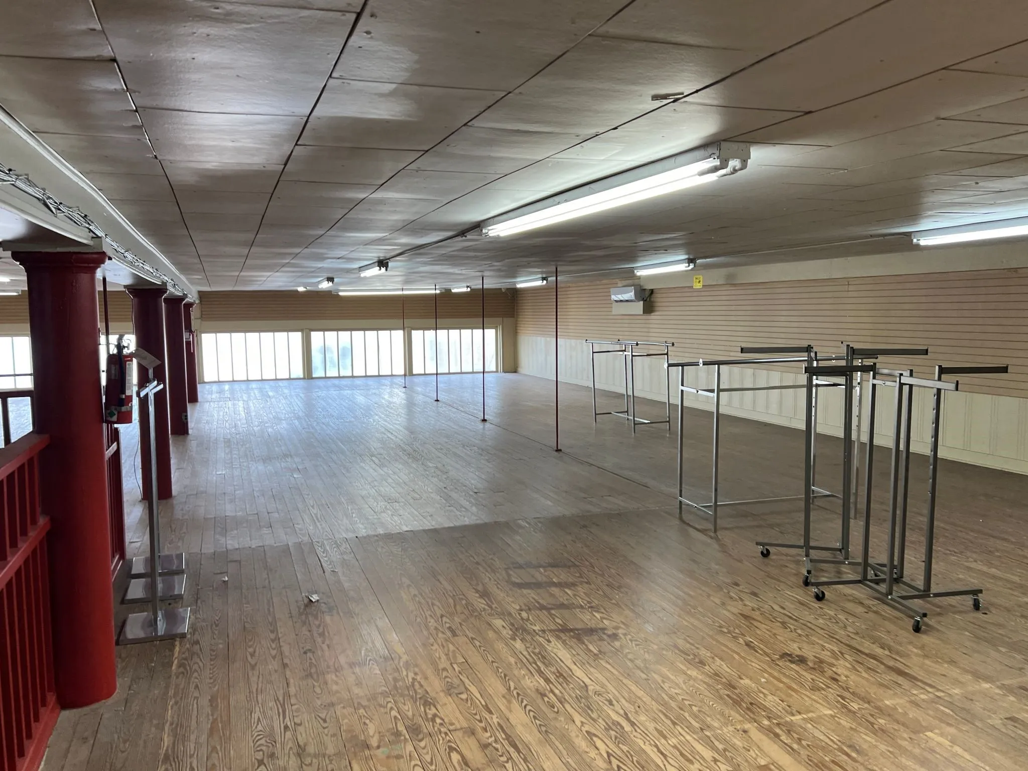 Retail For Sale in Johnson County , 110 E Chambers Street 112, Cleburne, Texas 76031, 0, 0, Garage spaces, 0 Sqft, built in 1900, mls#21276515, Real Estate Agent in Cleburne, Homes For Sale in Johnson county, Homes For Sale in Cleburne, Realtor in Cleburne Texas, Real Estate Brokerage Independent Realty Texas, Luminita Cordes Realtor
