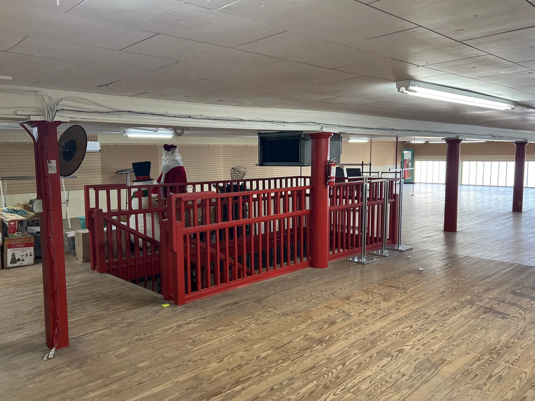 Retail For Sale in Johnson County , 110 E Chambers Street 112, Cleburne, Texas 76031, 0, 0, Garage spaces, 0 Sqft, built in 1900, mls#21276515, Real Estate Agent in Cleburne, Homes For Sale in Johnson county, Homes For Sale in Cleburne, Realtor in Cleburne Texas, Real Estate Brokerage Independent Realty Texas, Luminita Cordes Realtor