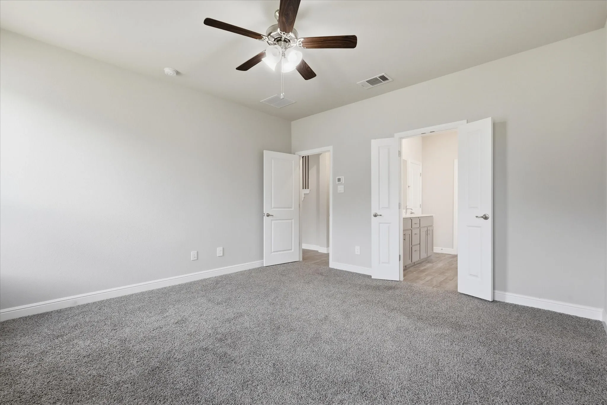 Single Family Residence For Sale in Denton County , 2000 Drover Street, Northlake, Texas 76247, 5 Bedroom, 4 Bathroom, 2 Garage spaces, 2,782 Sqft, built in 2023, Price $504,900, mls#21272848, Real Estate Agent in Northlake, Homes For Sale in Denton county, Homes For Sale in Northlake, Realtor in Northlake Texas, Real Estate Brokerage Independent Realty Texas, Luminita Cordes Realtor