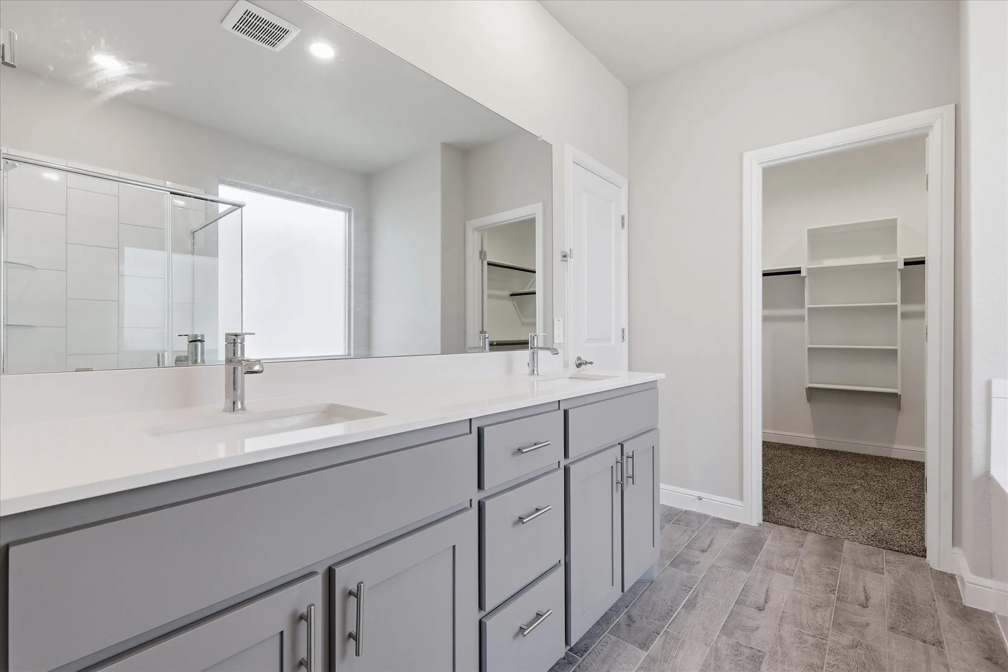 Single Family Residence For Sale in Denton County , 2000 Drover Street, Northlake, Texas 76247, 5 Bedroom, 4 Bathroom, 2 Garage spaces, 2,782 Sqft, built in 2023, Price $504,900, mls#21272848, Real Estate Agent in Northlake, Homes For Sale in Denton county, Homes For Sale in Northlake, Realtor in Northlake Texas, Real Estate Brokerage Independent Realty Texas, Luminita Cordes Realtor