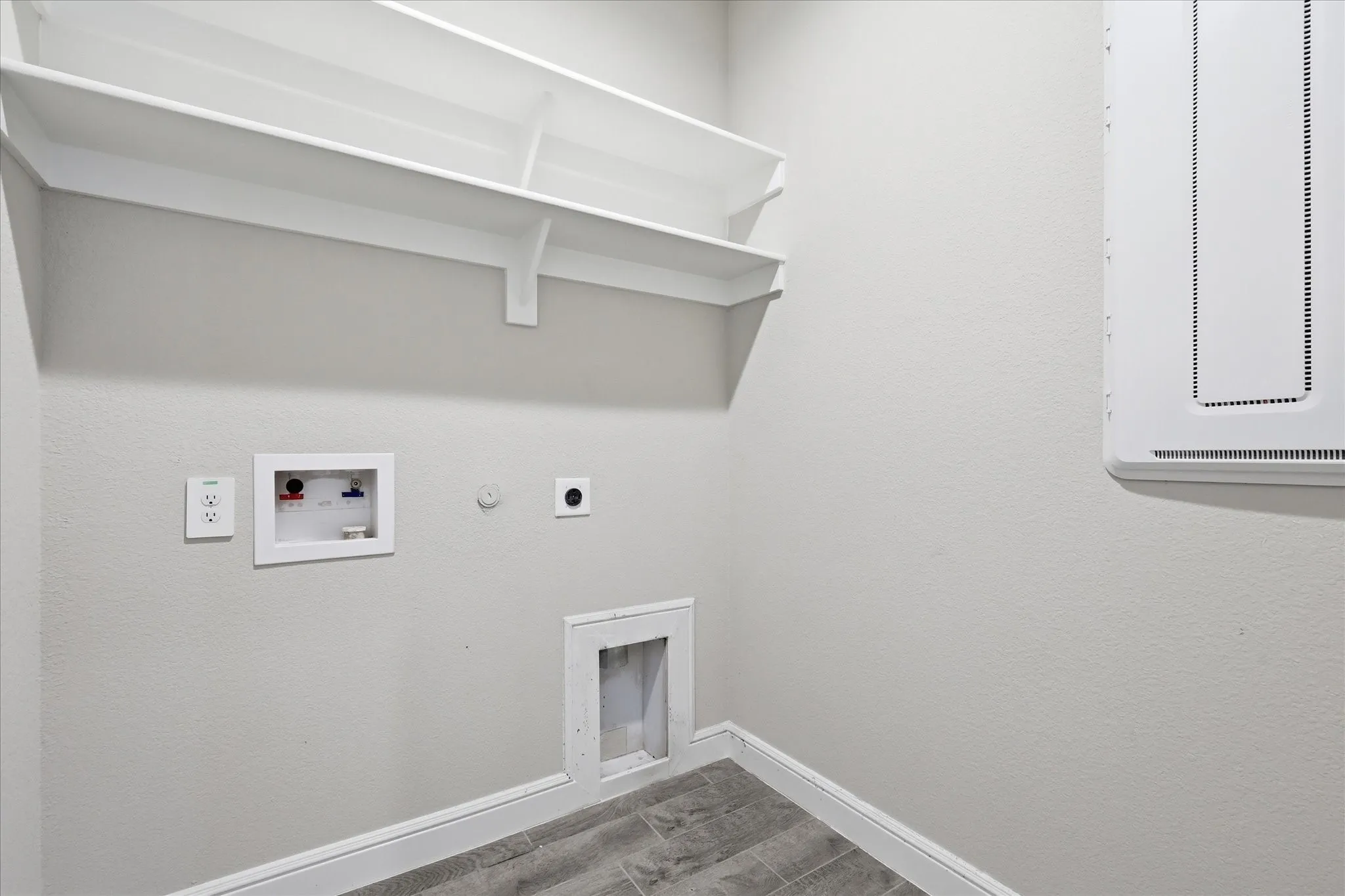 Single Family Residence For Sale in Denton County , 2000 Drover Street, Northlake, Texas 76247, 5 Bedroom, 4 Bathroom, 2 Garage spaces, 2,782 Sqft, built in 2023, Price $504,900, mls#21272848, Real Estate Agent in Northlake, Homes For Sale in Denton county, Homes For Sale in Northlake, Realtor in Northlake Texas, Real Estate Brokerage Independent Realty Texas, Luminita Cordes Realtor
