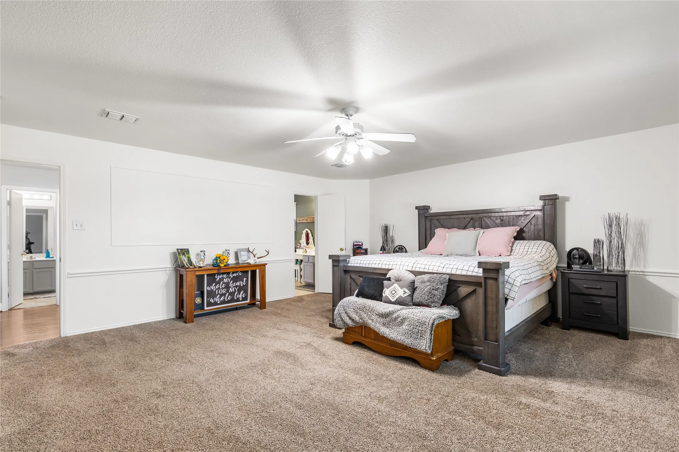 Single Family Residence For Sale in Grayson County , 1908 Ridgecrest Lane, Sherman, Texas 75092, 3 Bedroom, 3 Bathroom, 2 Garage spaces, 2,038 Sqft, built in 2004, mls#21277220, Real Estate Agent in Sherman, Homes For Sale in Grayson county, Homes For Sale in Sherman, Realtor in Sherman Texas, Real Estate Brokerage Independent Realty Texas, Luminita Cordes Realtor