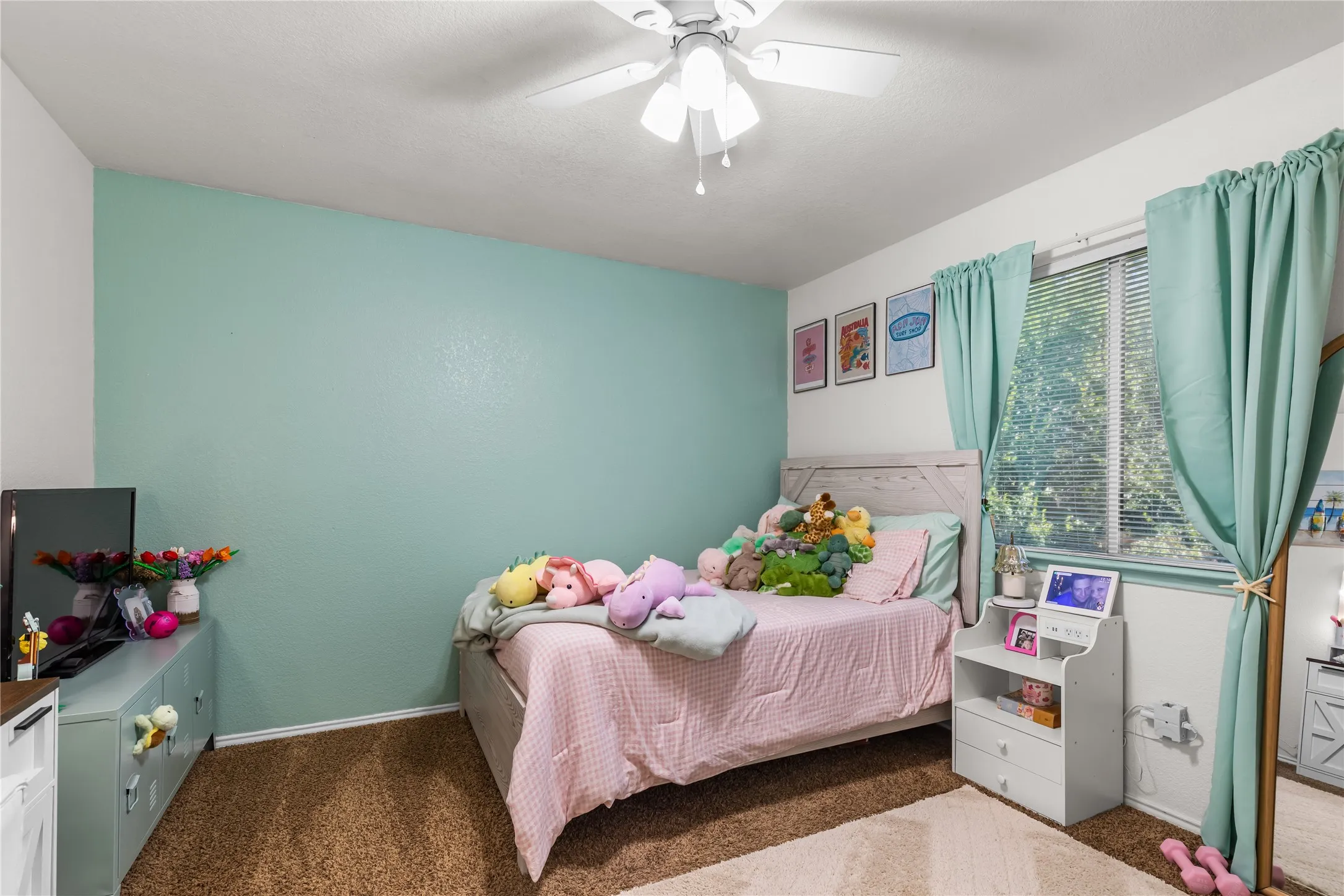Single Family Residence For Sale in Grayson County , 1908 Ridgecrest Lane, Sherman, Texas 75092, 3 Bedroom, 3 Bathroom, 2 Garage spaces, 2,038 Sqft, built in 2004, mls#21277220, Real Estate Agent in Sherman, Homes For Sale in Grayson county, Homes For Sale in Sherman, Realtor in Sherman Texas, Real Estate Brokerage Independent Realty Texas, Luminita Cordes Realtor