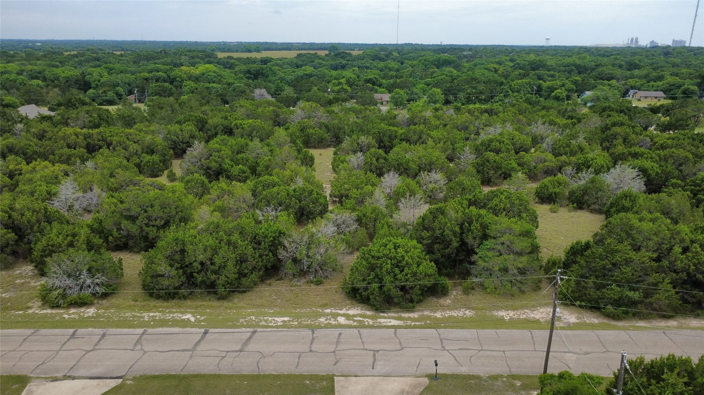 Unimproved Land For Sale in Dallas County , 440 Evergreen Trail, Cedar Hill, Texas 75104, 0, 0, Garage spaces, 0 Sqft, built in 0, Price $285,000, mls#21276685, Real Estate Agent in Cedar Hill, Homes For Sale in Dallas county, Homes For Sale in Cedar Hill, Realtor in Cedar Hill Texas, Real Estate Brokerage Independent Realty Texas, Luminita Cordes Realtor