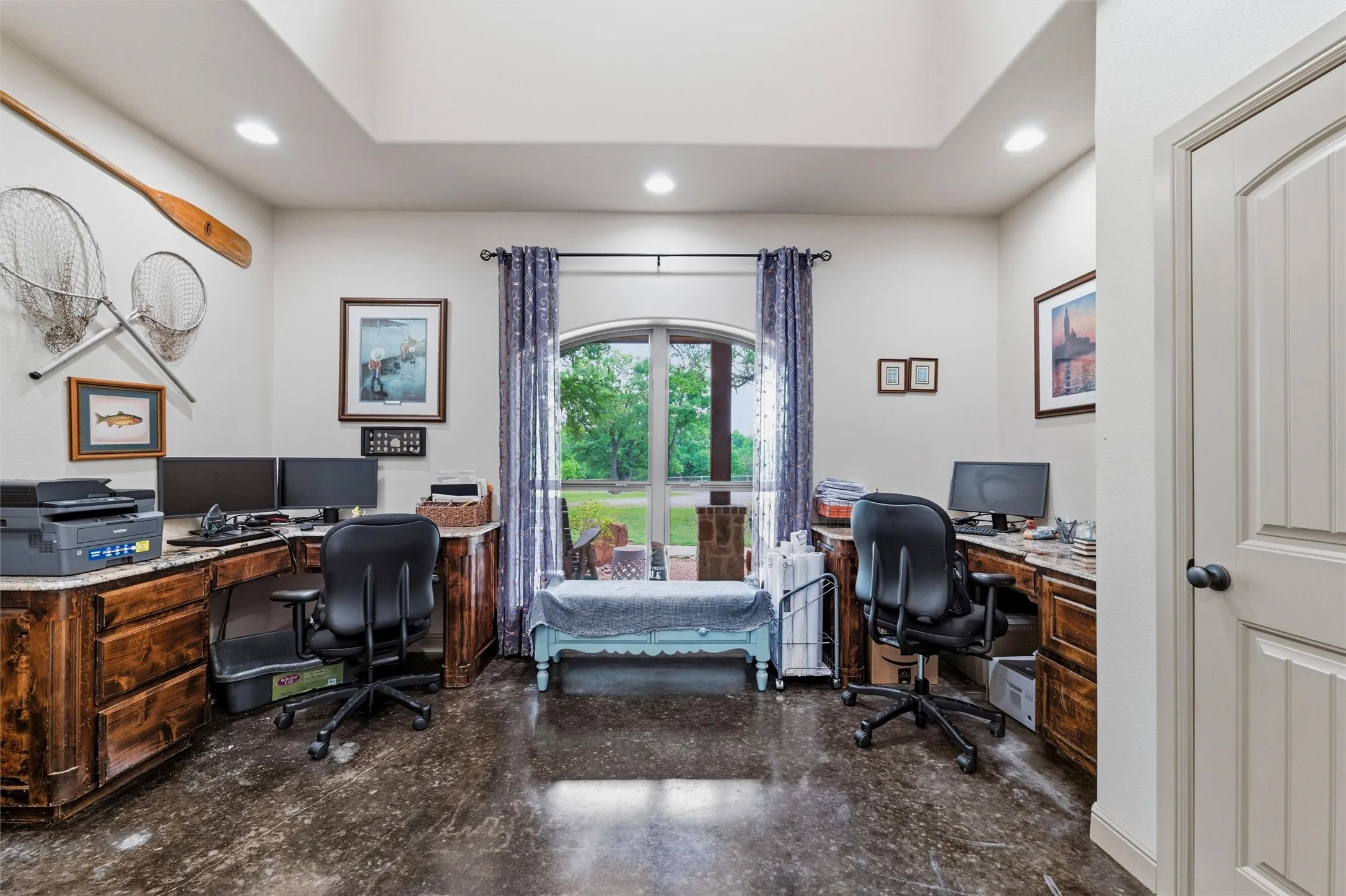 Farm For Sale in Johnson County , 6561 County Road 423, Grandview, Texas 76050, 4 Bedroom, 5 Bathroom, 2 Garage spaces, 3,350 Sqft, built in 2013, mls#21261291, Real Estate Agent in Grandview, Homes For Sale in Johnson county, Homes For Sale in Grandview, Realtor in Grandview Texas, Real Estate Brokerage Independent Realty Texas, Luminita Cordes Realtor