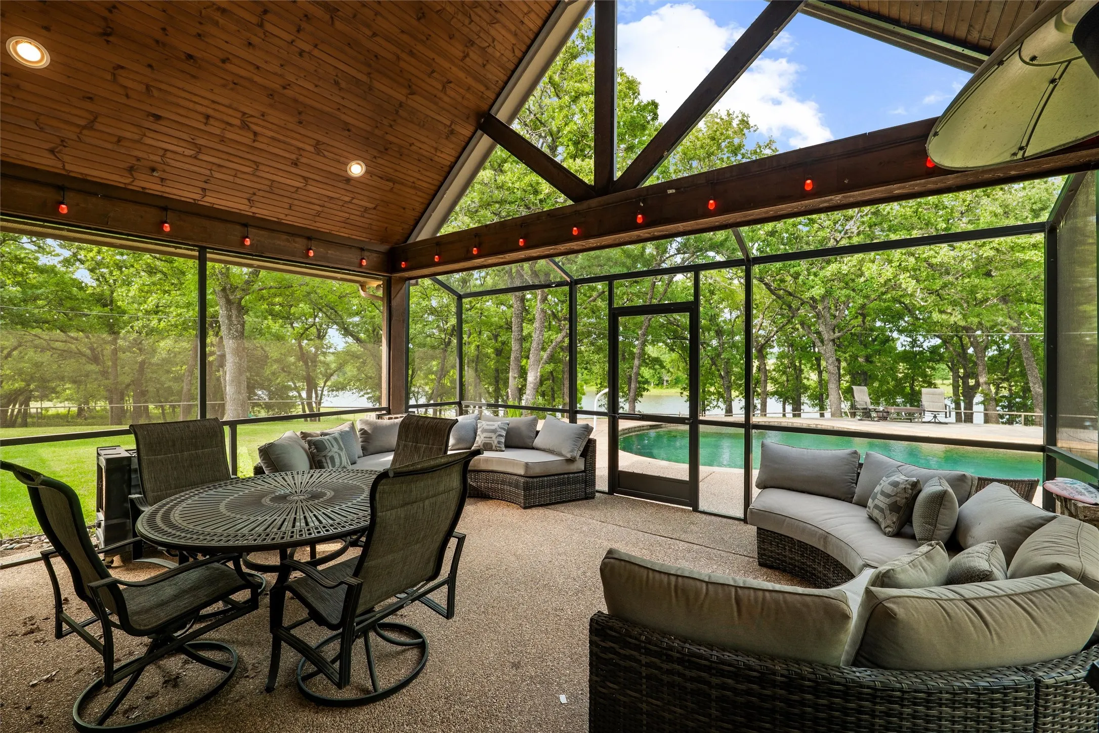 Farm For Sale in Johnson County , 6561 County Road 423, Grandview, Texas 76050, 4 Bedroom, 5 Bathroom, 2 Garage spaces, 3,350 Sqft, built in 2013, mls#21261291, Real Estate Agent in Grandview, Homes For Sale in Johnson county, Homes For Sale in Grandview, Realtor in Grandview Texas, Real Estate Brokerage Independent Realty Texas, Luminita Cordes Realtor