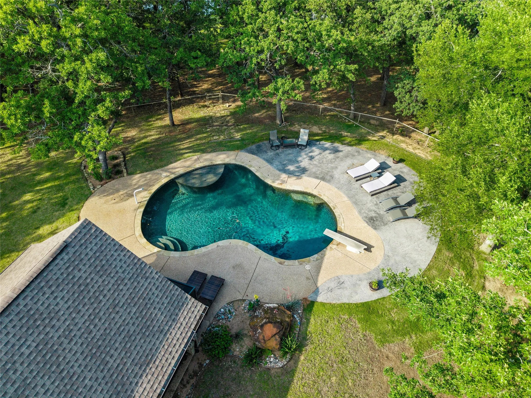 Farm For Sale in Johnson County , 6561 County Road 423, Grandview, Texas 76050, 4 Bedroom, 5 Bathroom, 2 Garage spaces, 3,350 Sqft, built in 2013, mls#21261291, Real Estate Agent in Grandview, Homes For Sale in Johnson county, Homes For Sale in Grandview, Realtor in Grandview Texas, Real Estate Brokerage Independent Realty Texas, Luminita Cordes Realtor